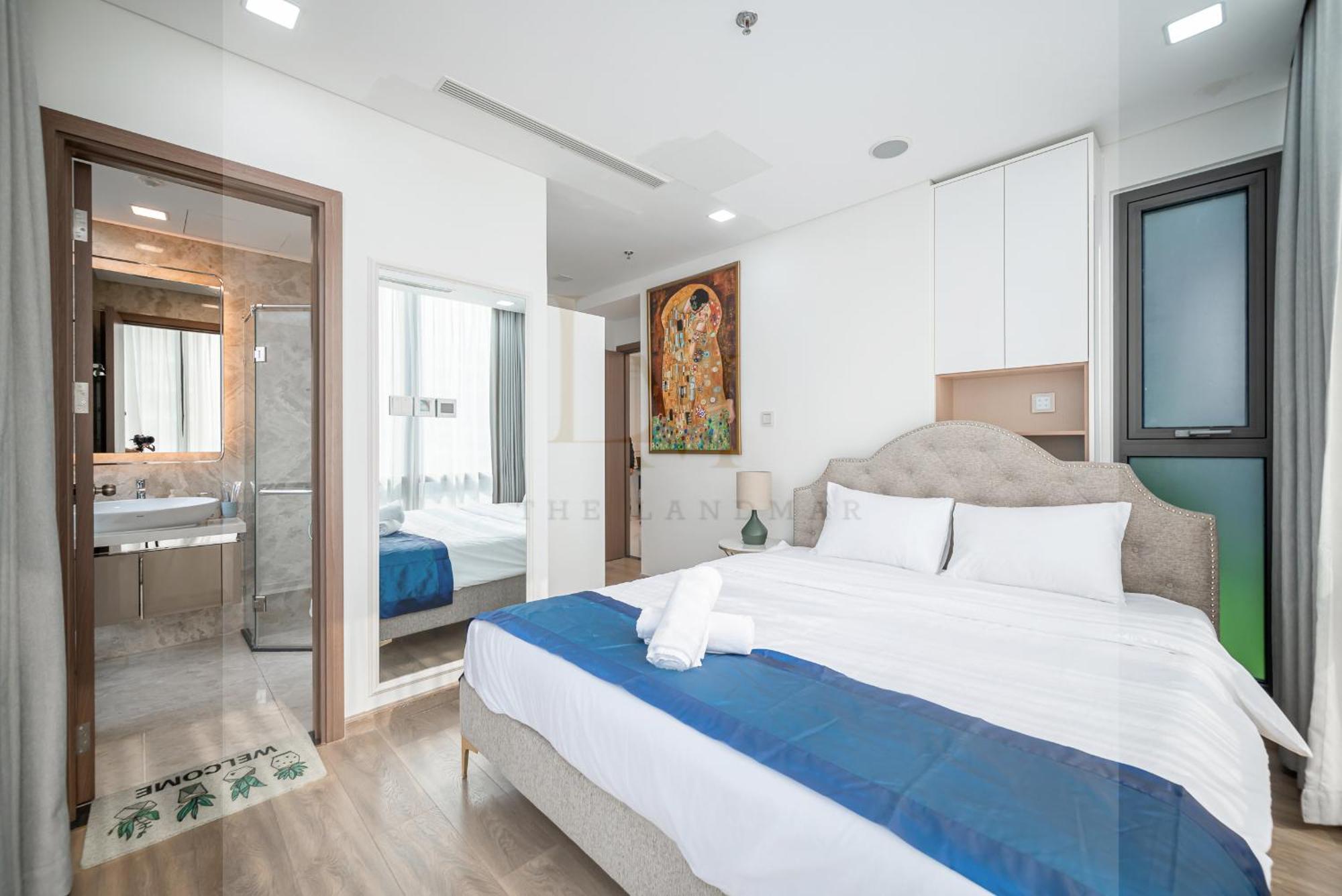 Landmark 81 Royal *
