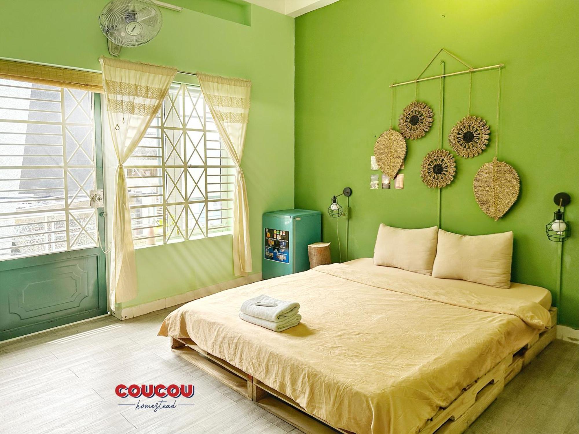 Coucou Homestead - I Ở trọ