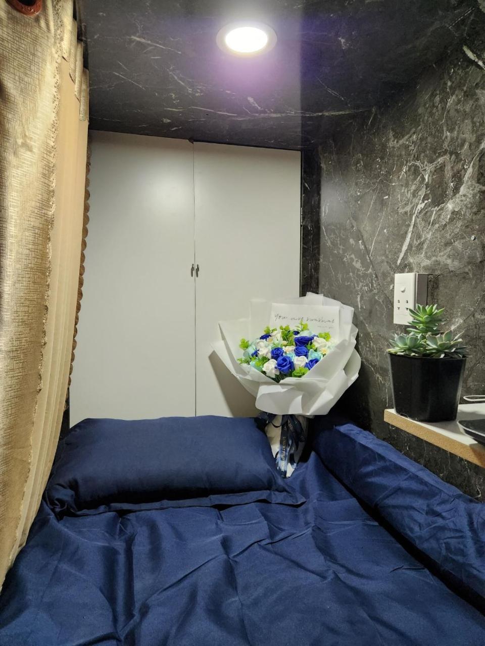 Capsule hotel D-dorm
