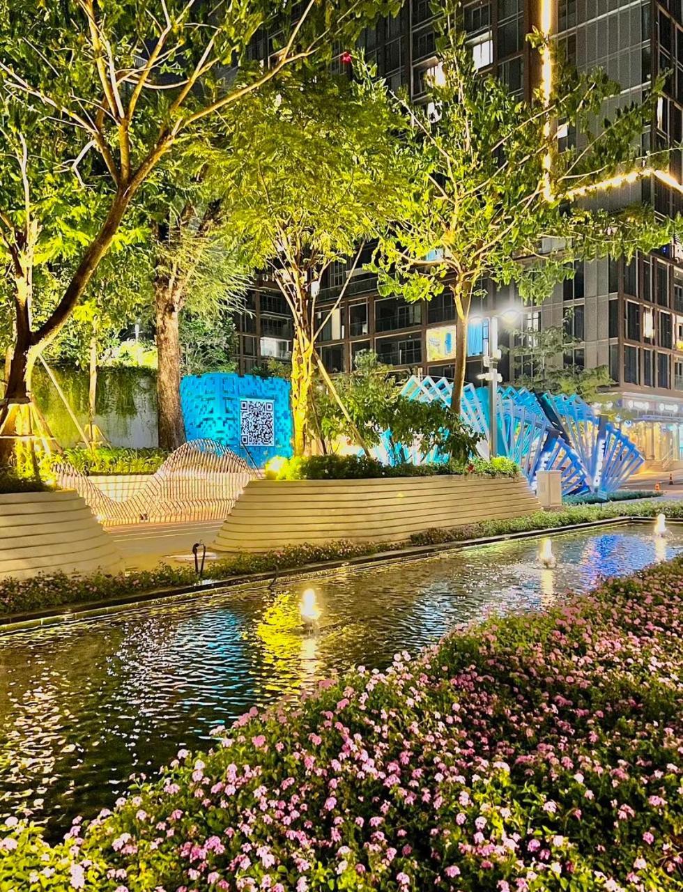 Panoramic River View, Saltwater Pool In Saigon Cbd * Ho Chi Minh City