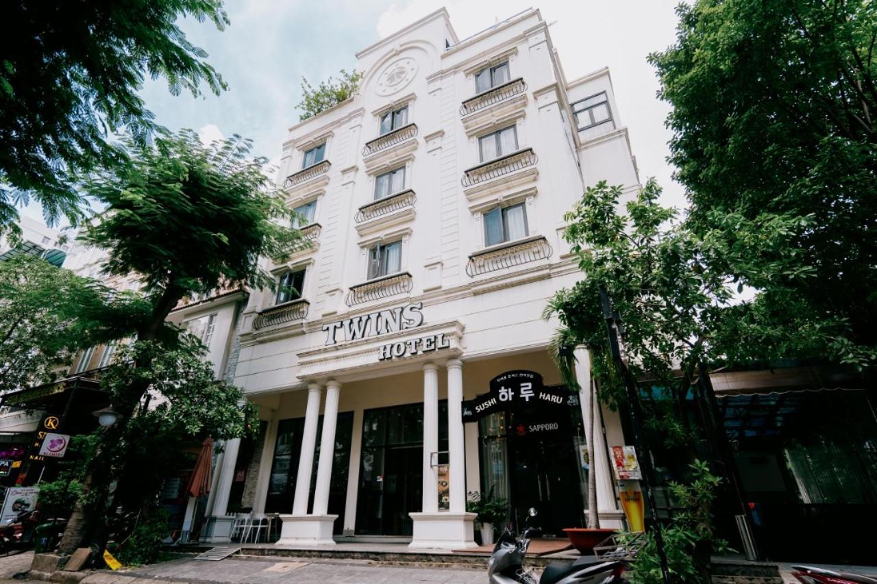 Hotel Twins 2*