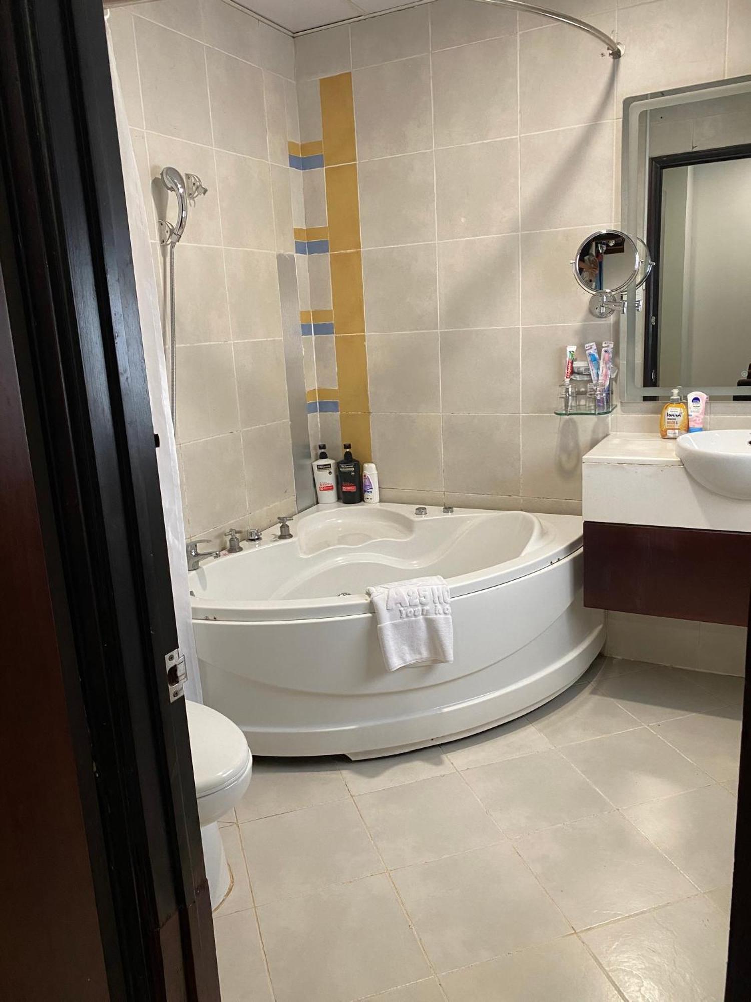 Hotel A25 - 20 Bui Thi Xuan