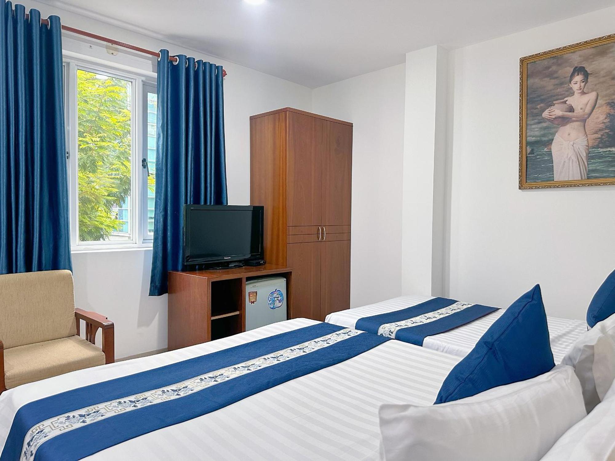 Ruby Star Hotel- Near Ben Thanh Market Hotel Ho Chi Minh City
