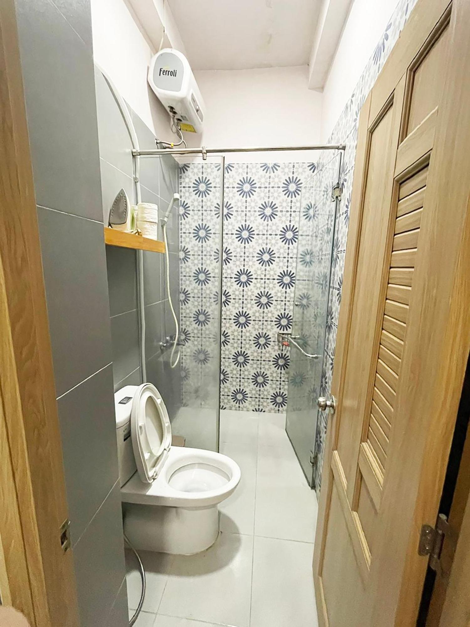 Ductai's & Behind In Bui Vien St Apartment *