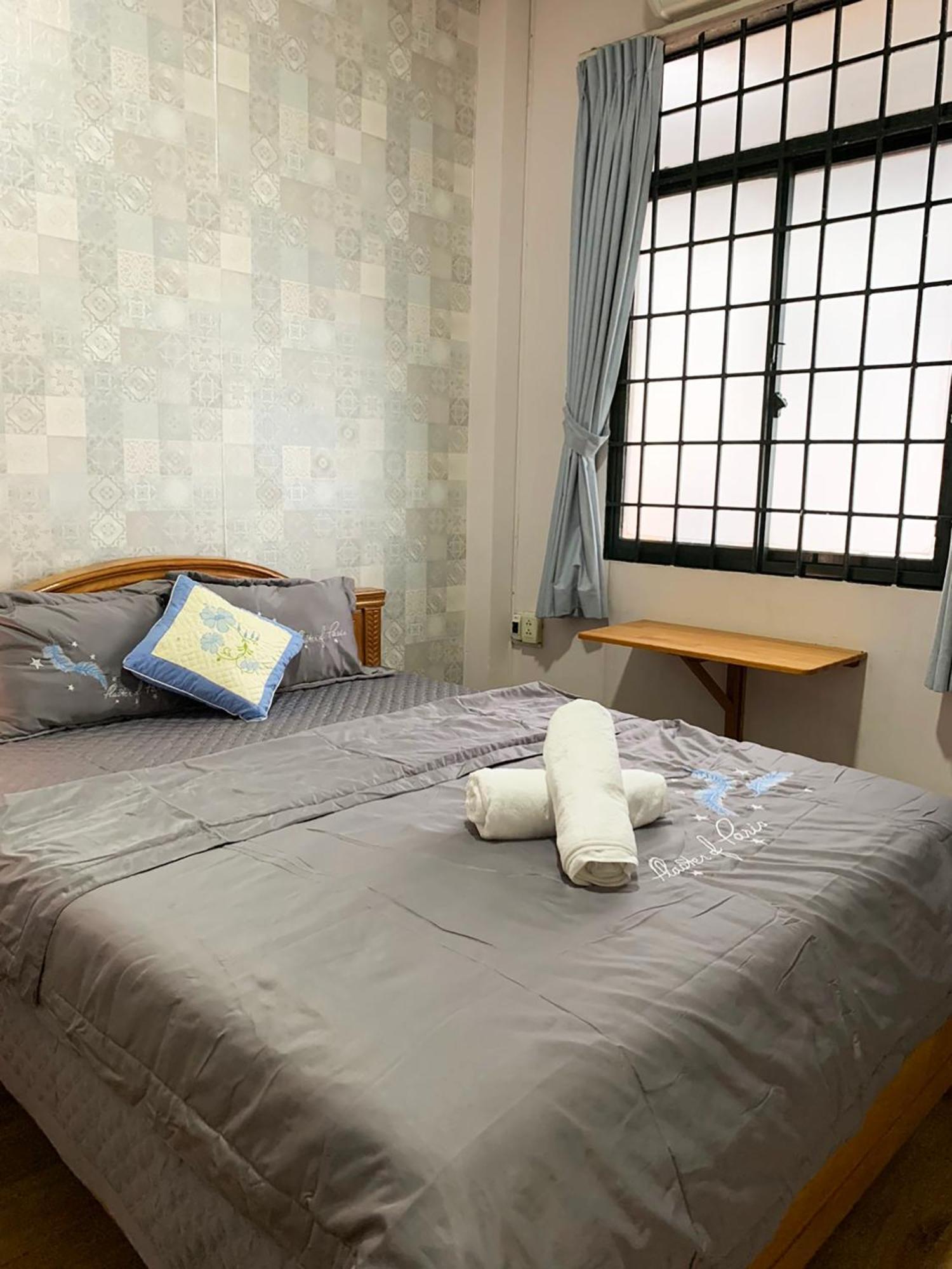 Apartment Ductai's & Behind In Bui Vien St
