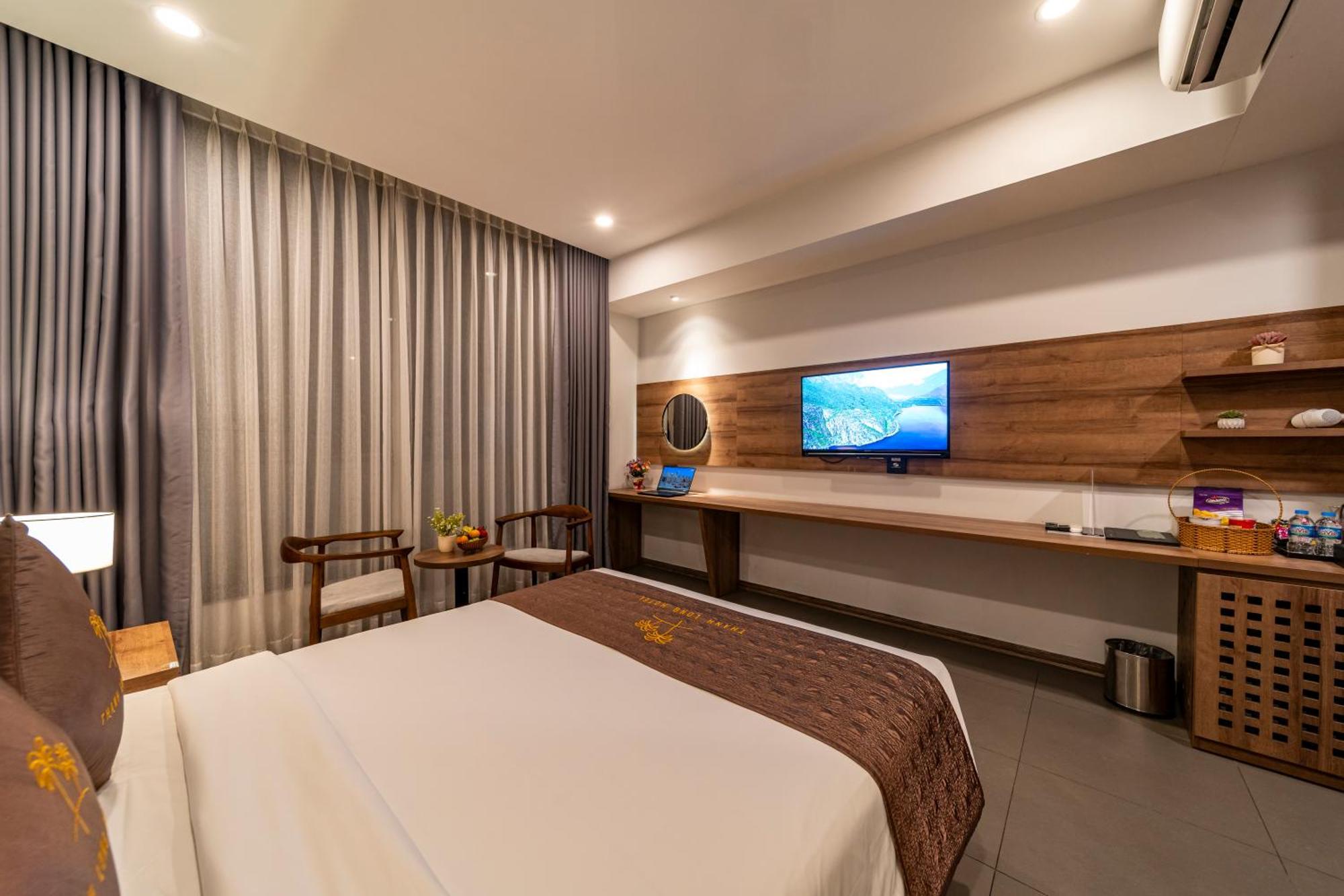 Thanh Long - Tra Khuc Hotel Ho Chi Minh City