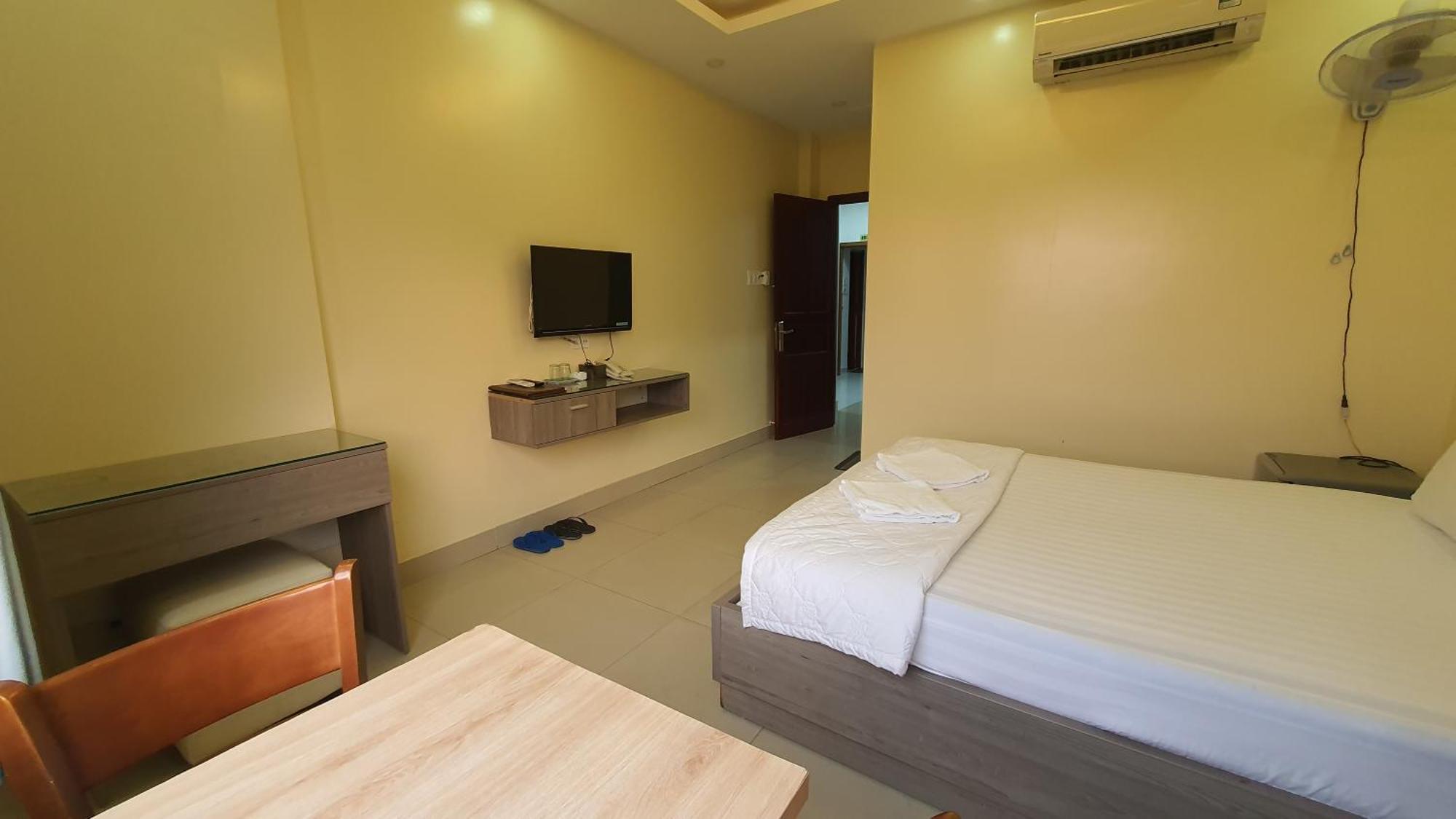 Hotel Khach San Thadico 9 *