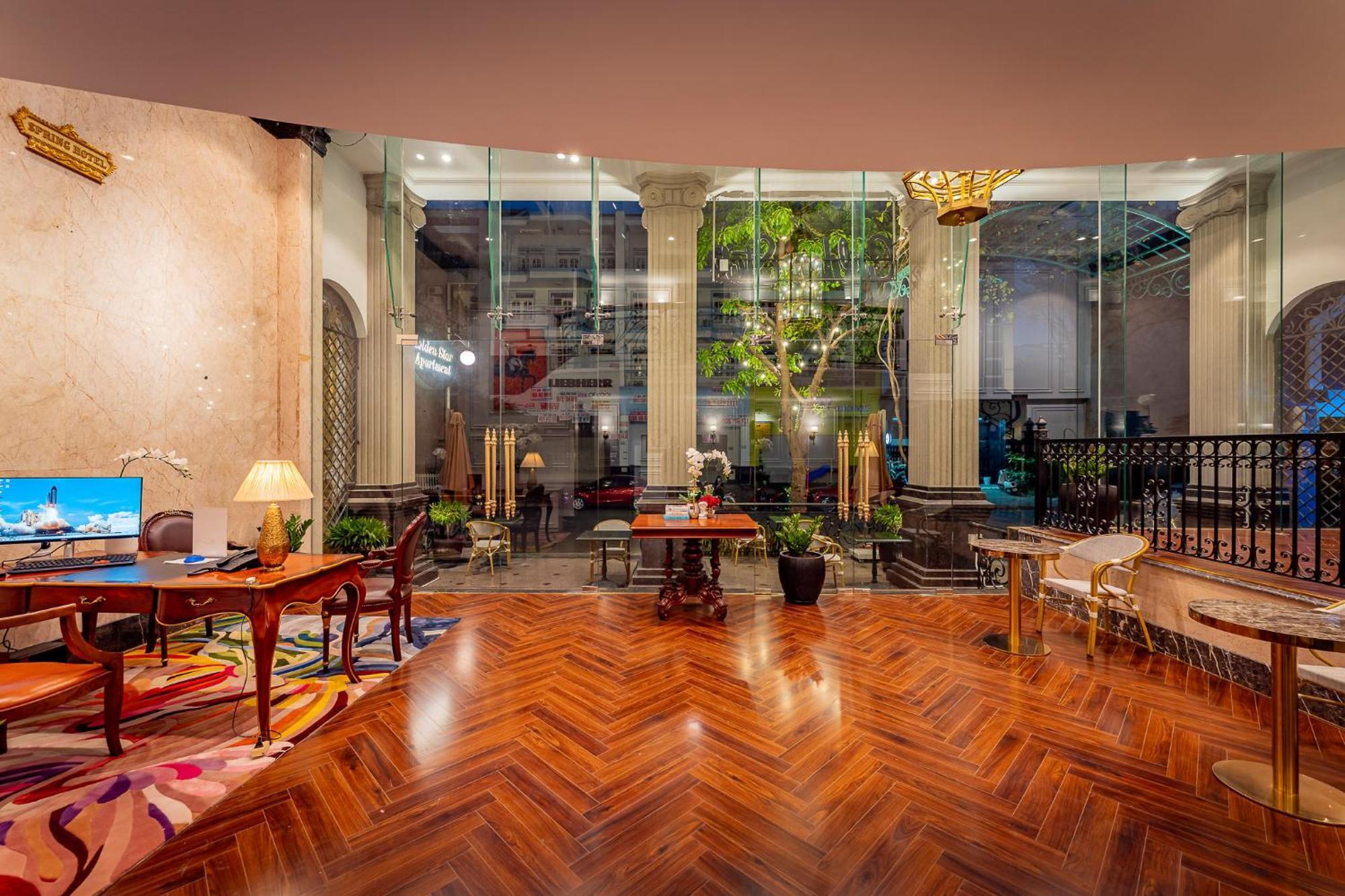 Apartment Golden Star & Ho Chi Minh City