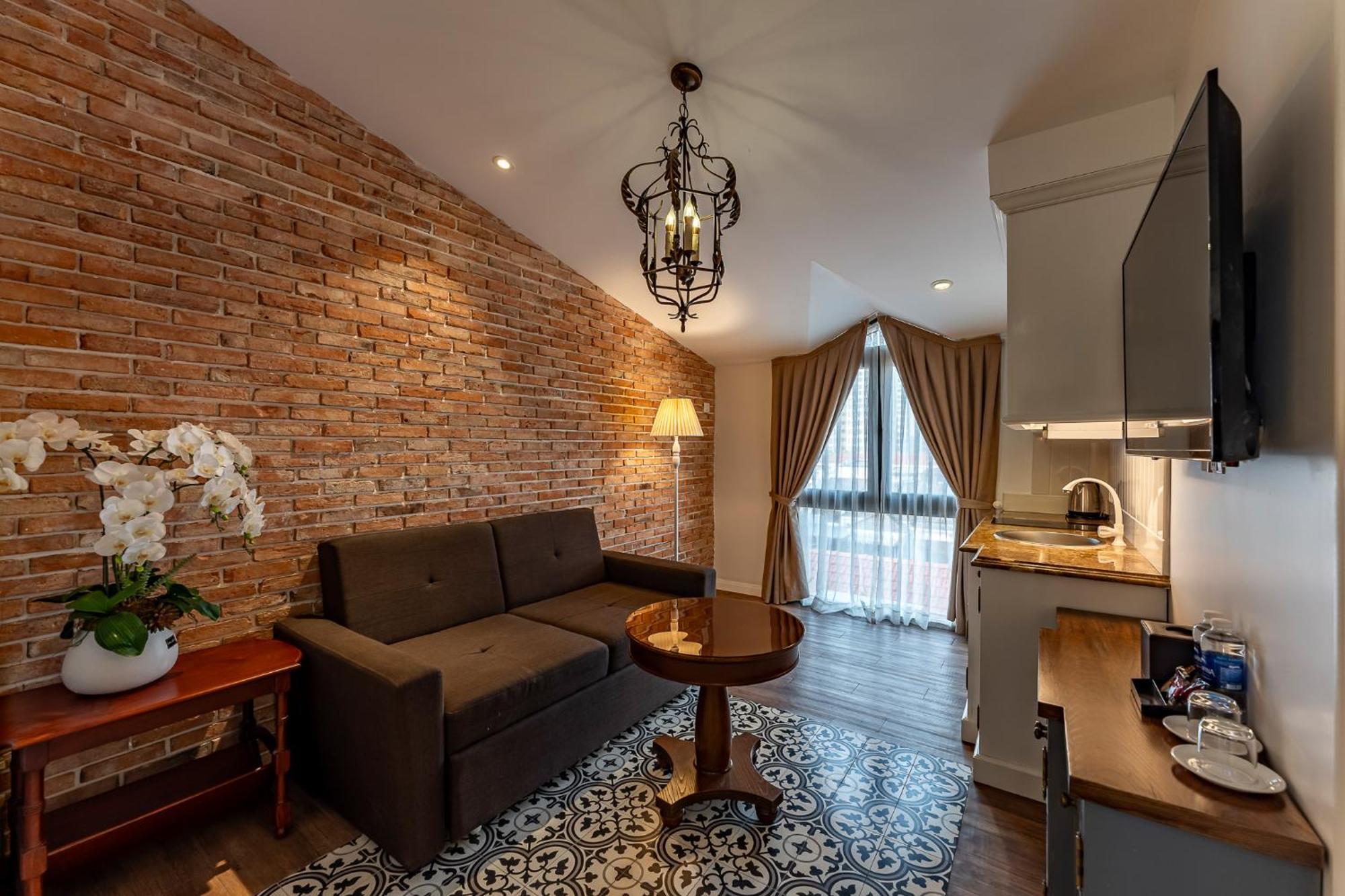Apartment Golden Star & Ho Chi Minh City