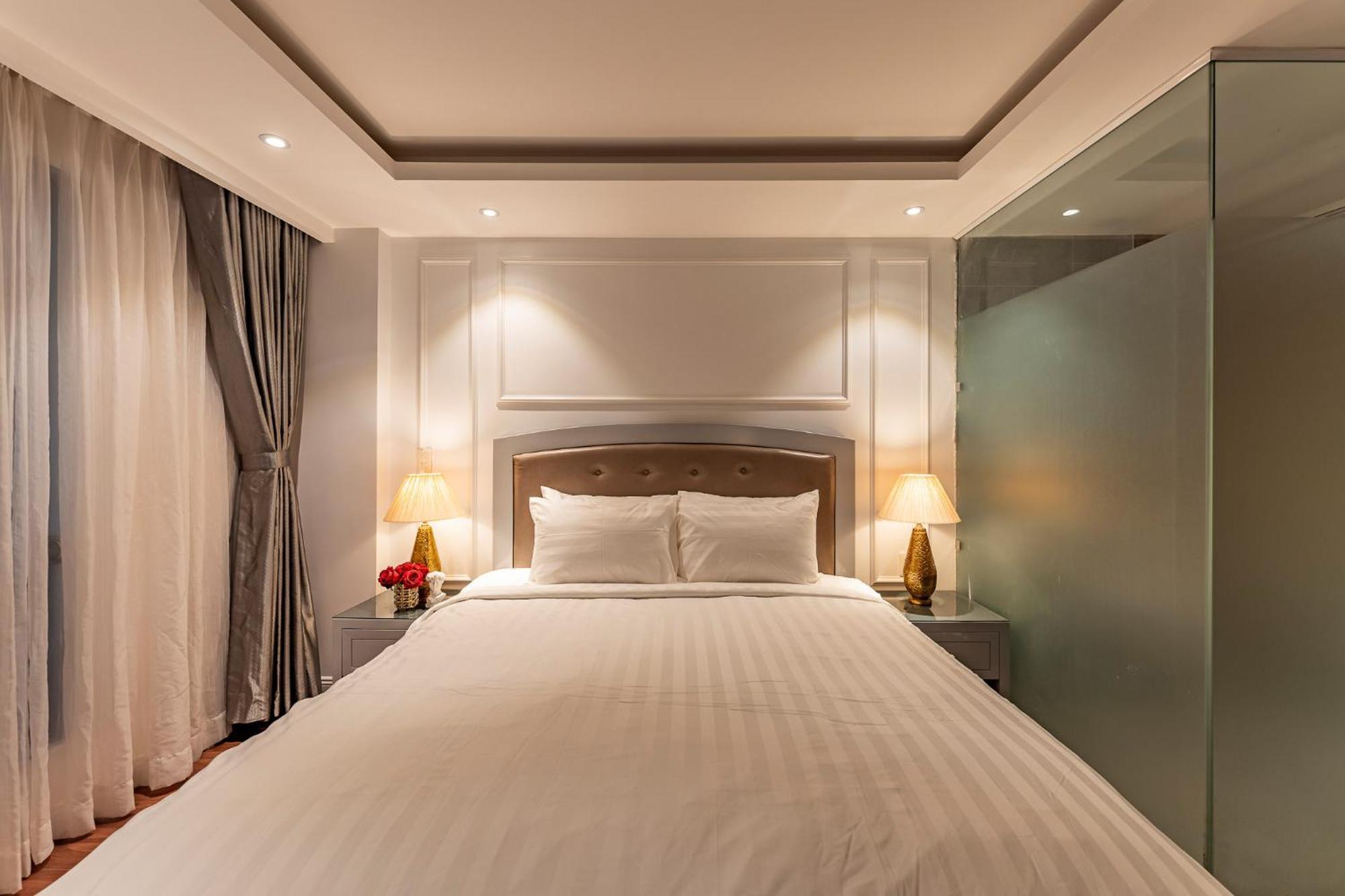Golden Star & Ho Chi Minh City