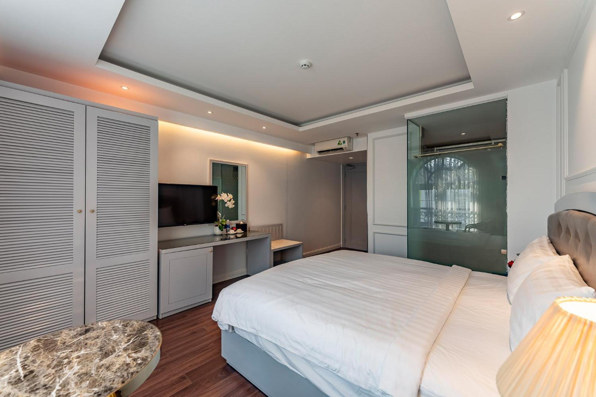 Apartment Golden Star & Ho Chi Minh City