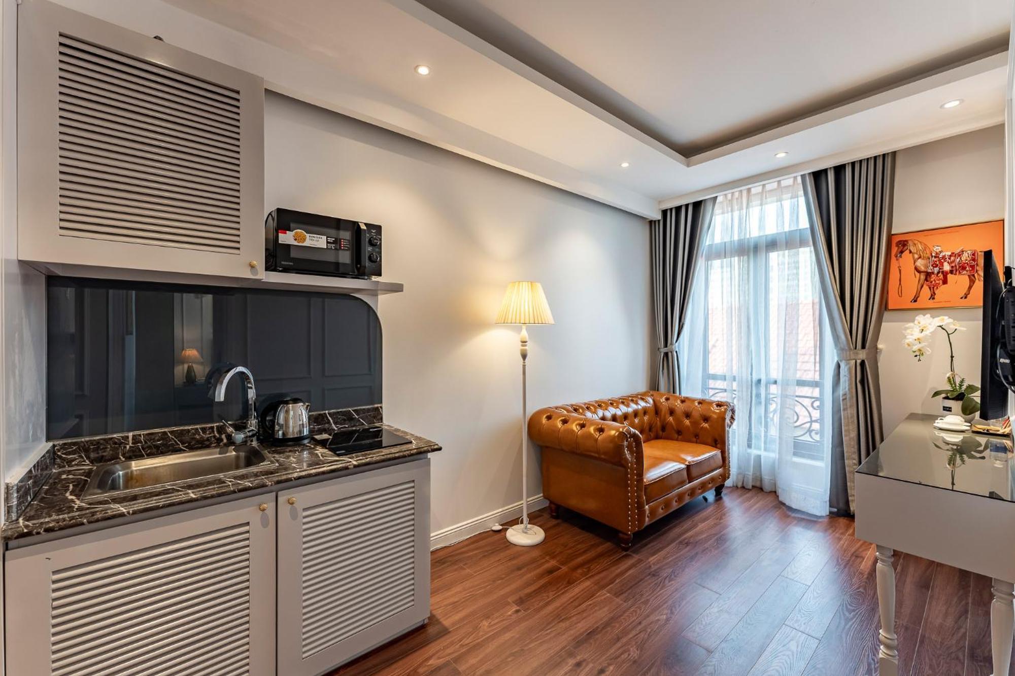 Golden Star & Apartment Ho Chi Minh City