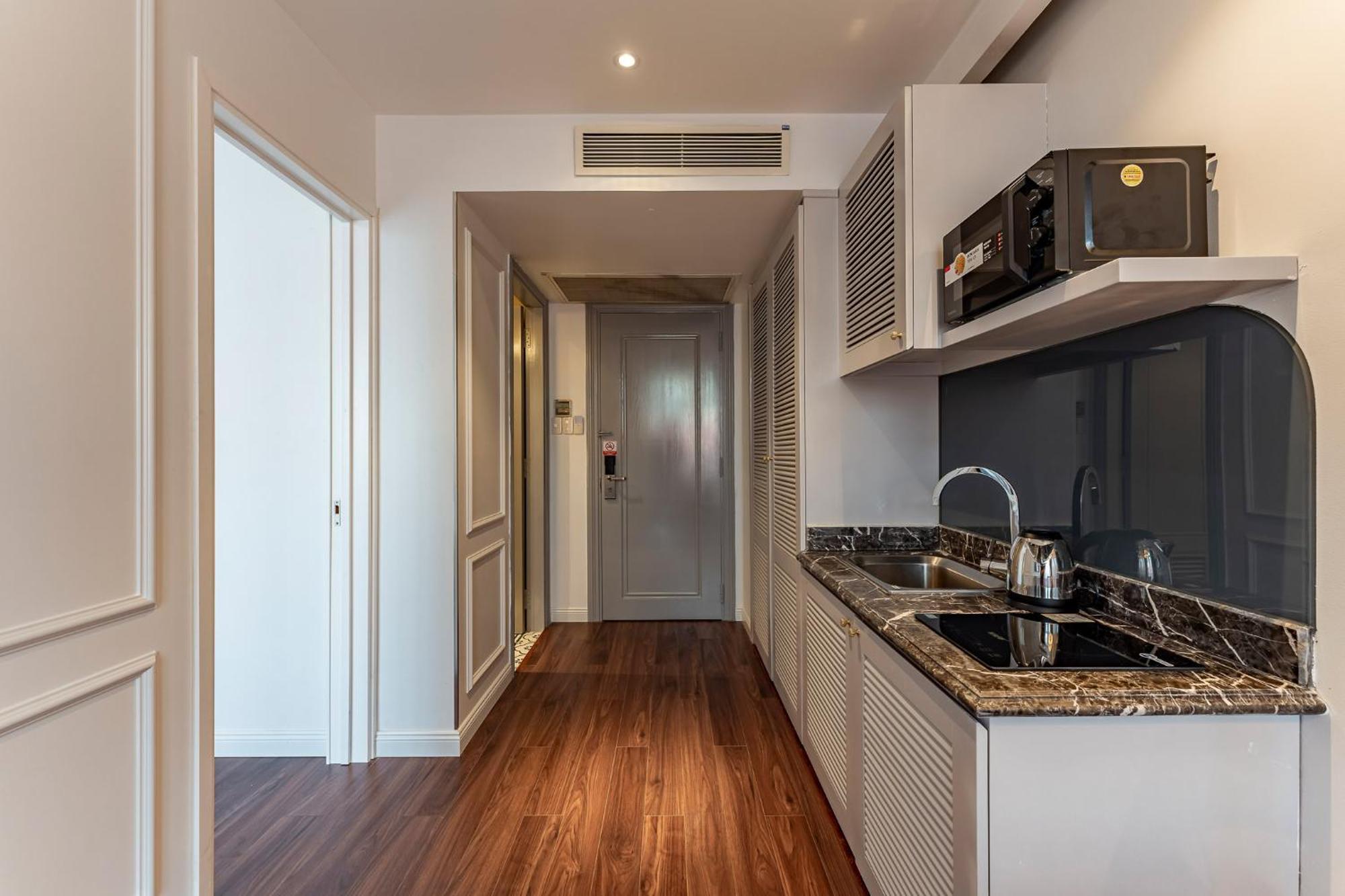 Golden Star & Apartment Ho Chi Minh City