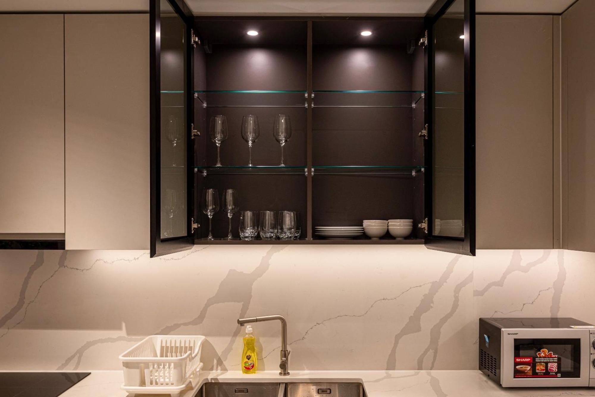 Metropole Thu Thiem Apartment *