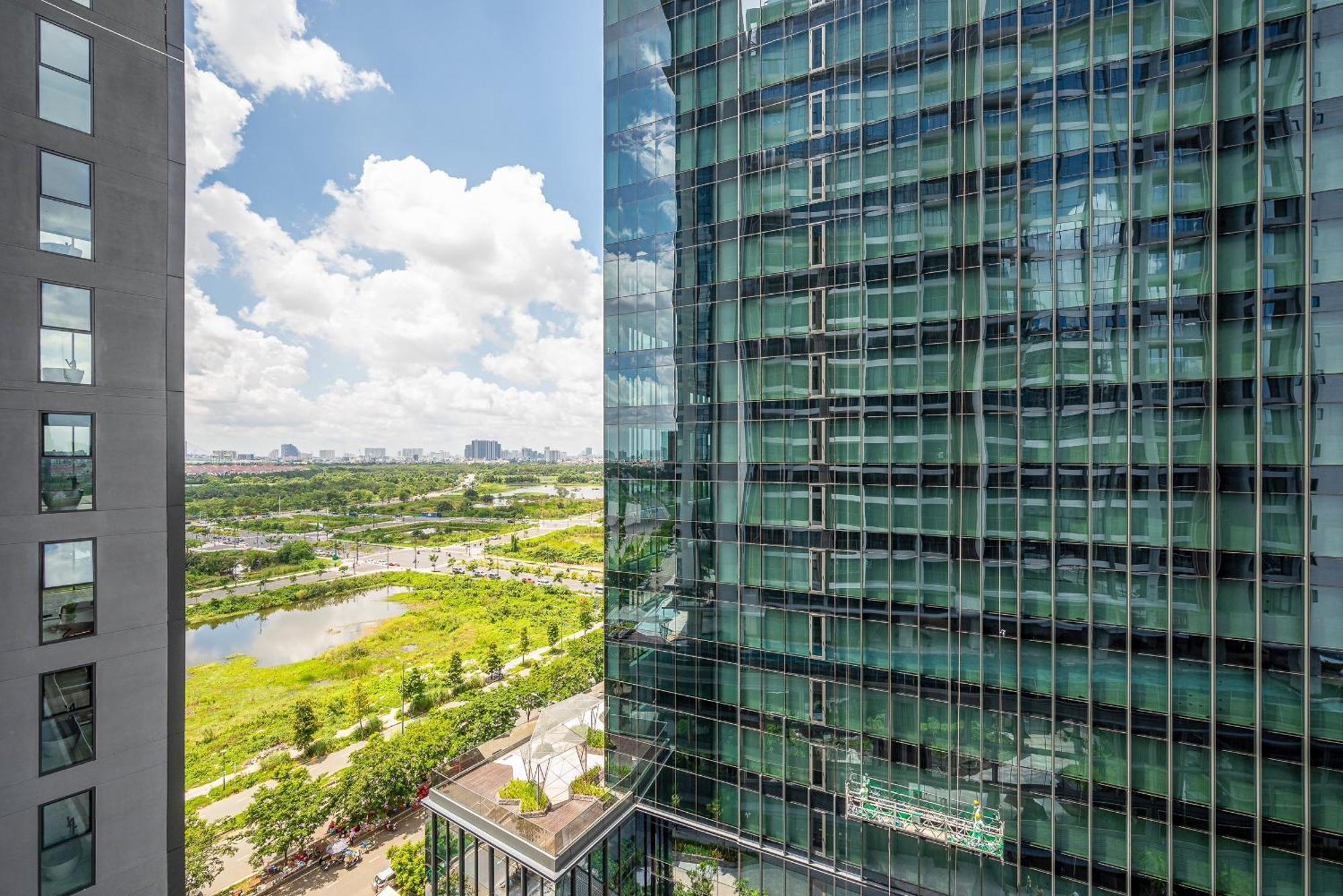 Apartment Metropole Thu Thiem *