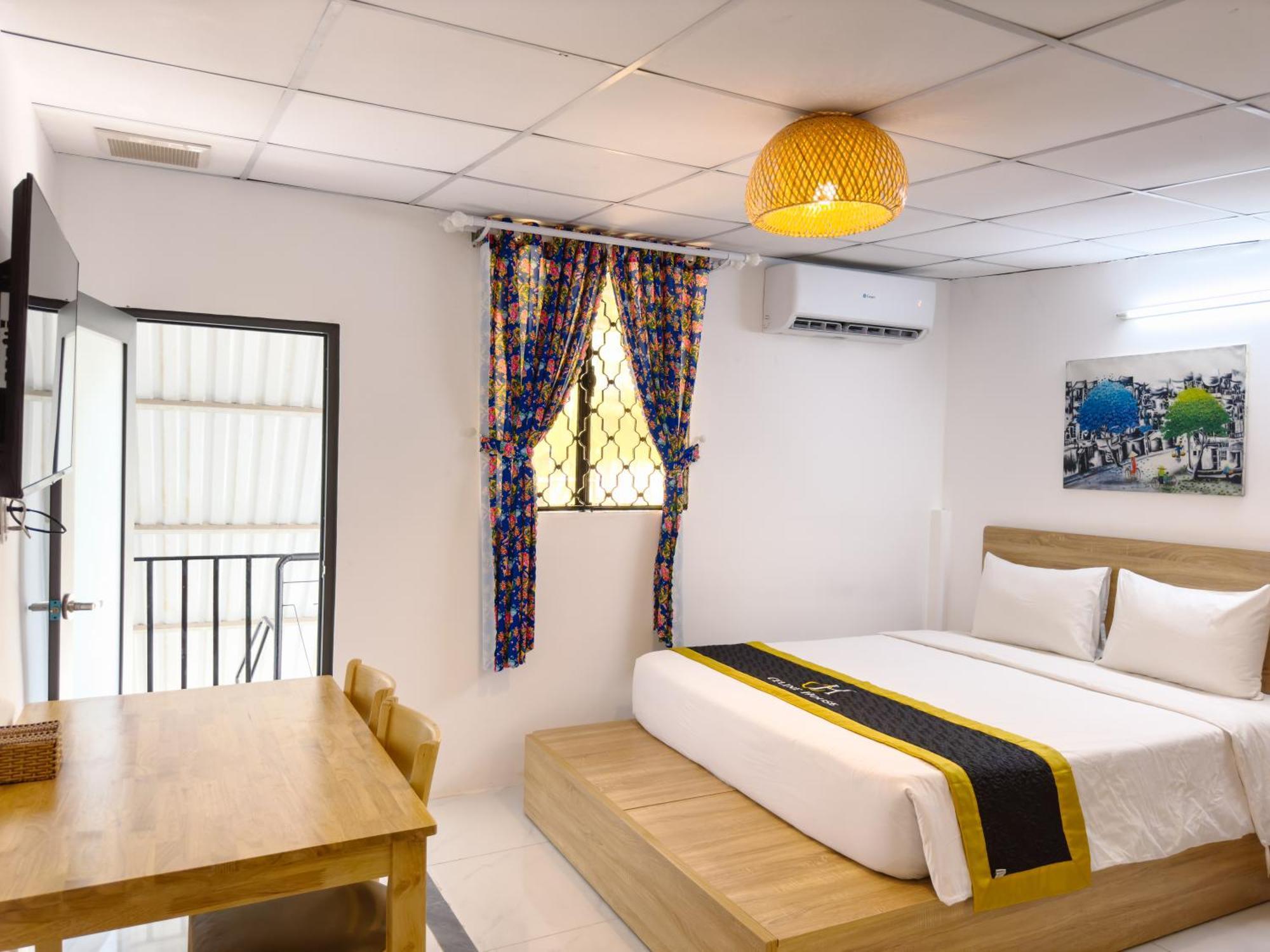 Homestay Celine House