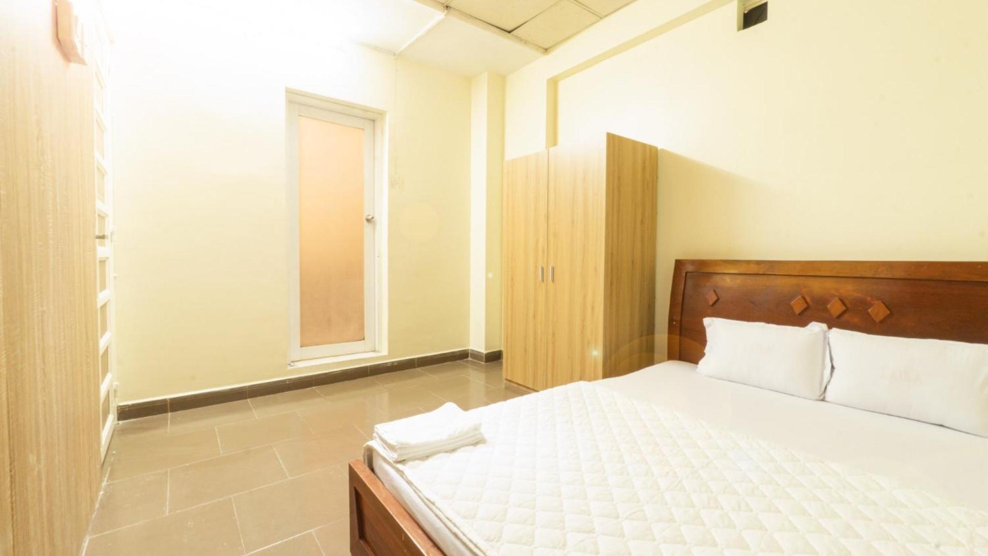 158a Hotel