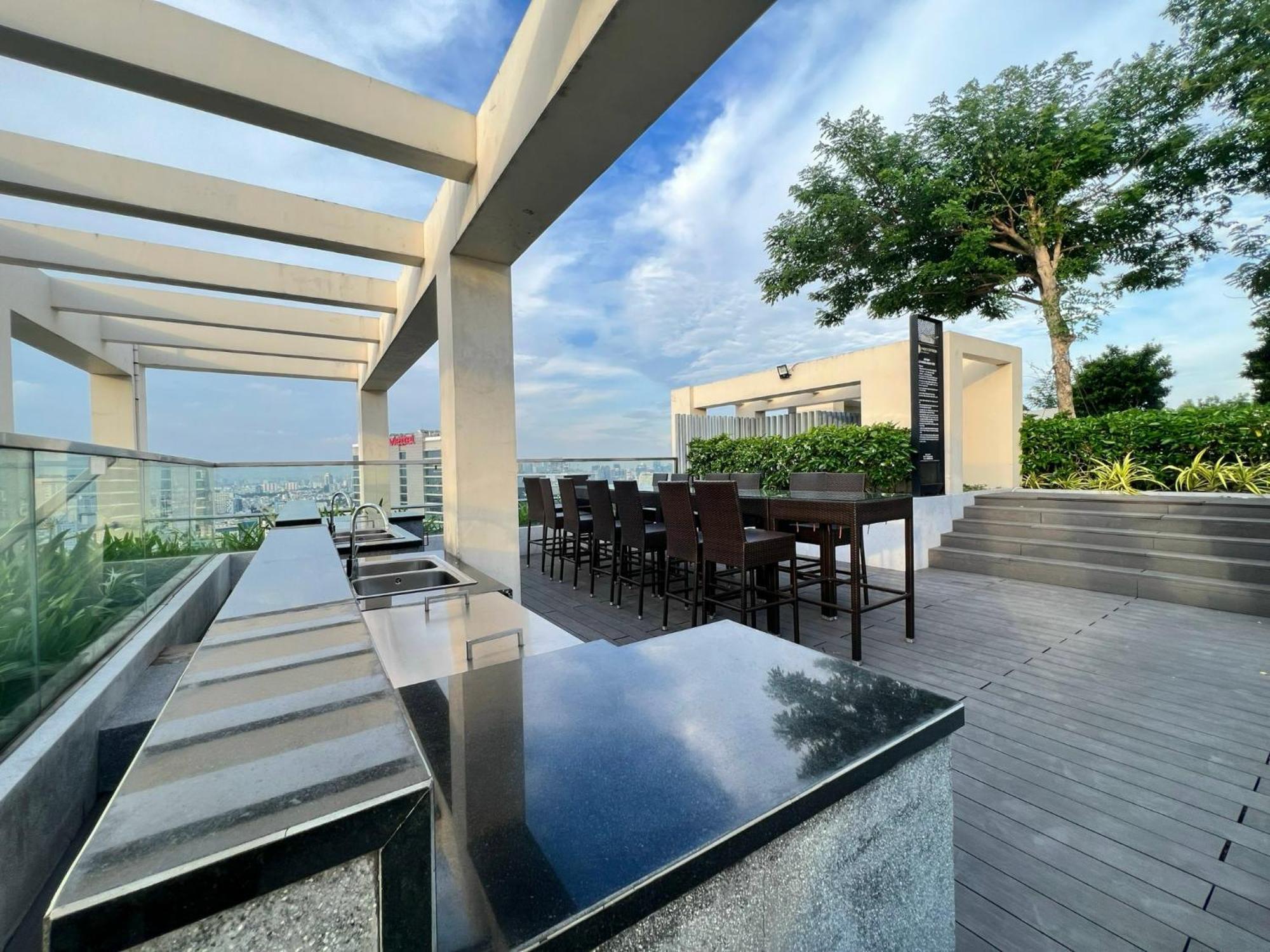 Luxury Pangsapuri *