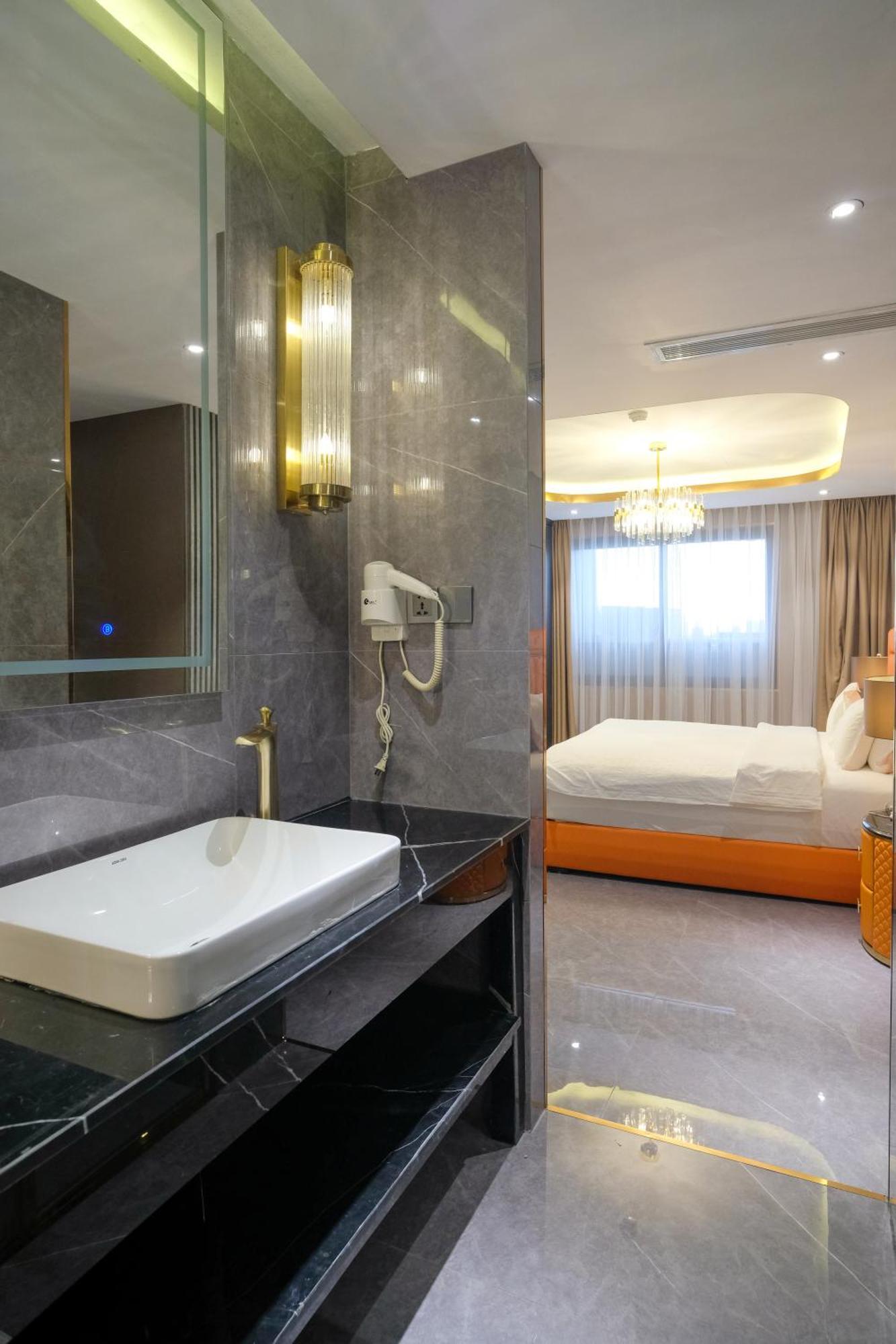 Enjoy Boutique Saigon Ho Chi Minh City