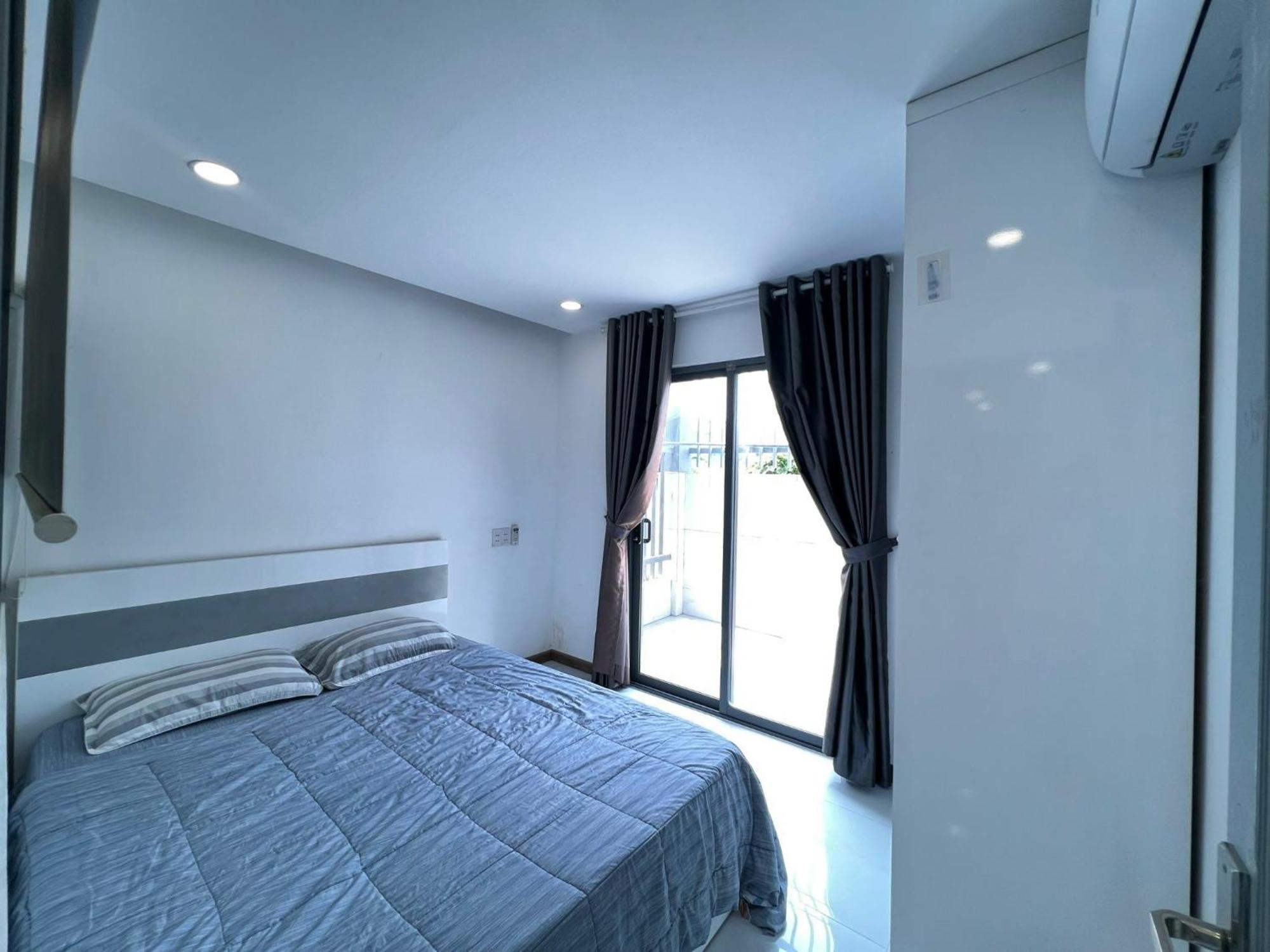 Smiley Quan 2 Aparthotel 2*