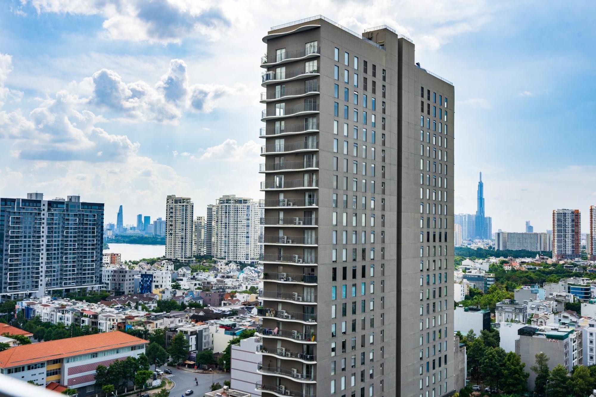 Dingd0ng Felizenvista 5-star Facilities * Ho Chi Minh City
