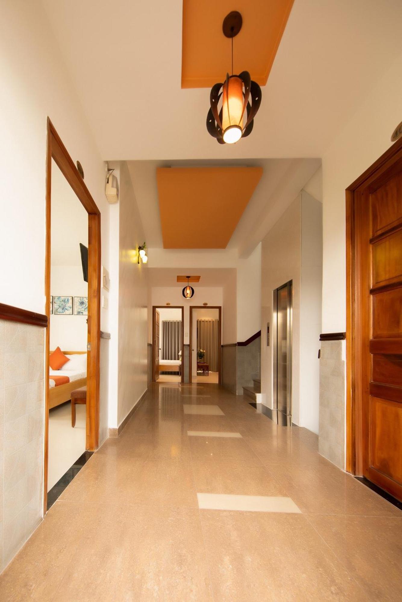 Ngoc Chau Hotel *
