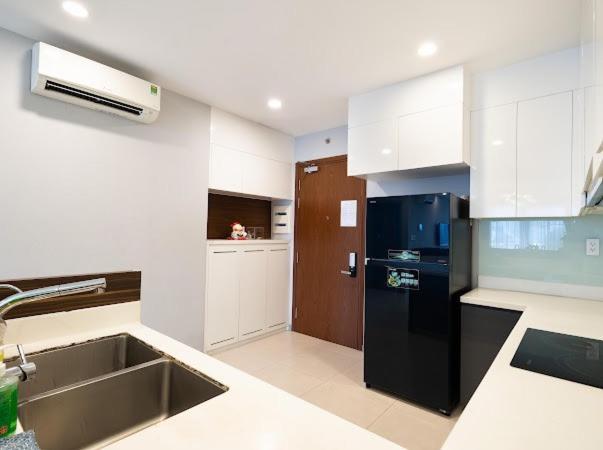 Ho 2 Pn Goldview - Luxury Sai Gon Apartment