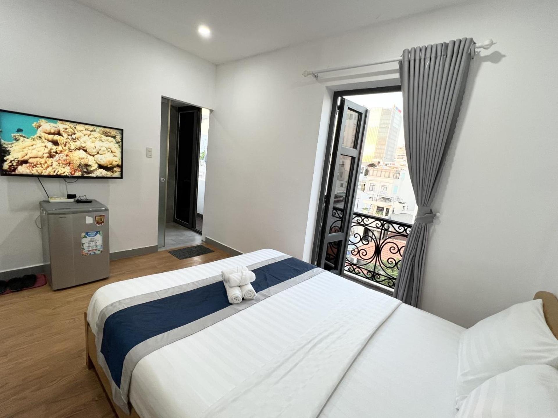 Aparthotel Away Minh Khai - Serviced