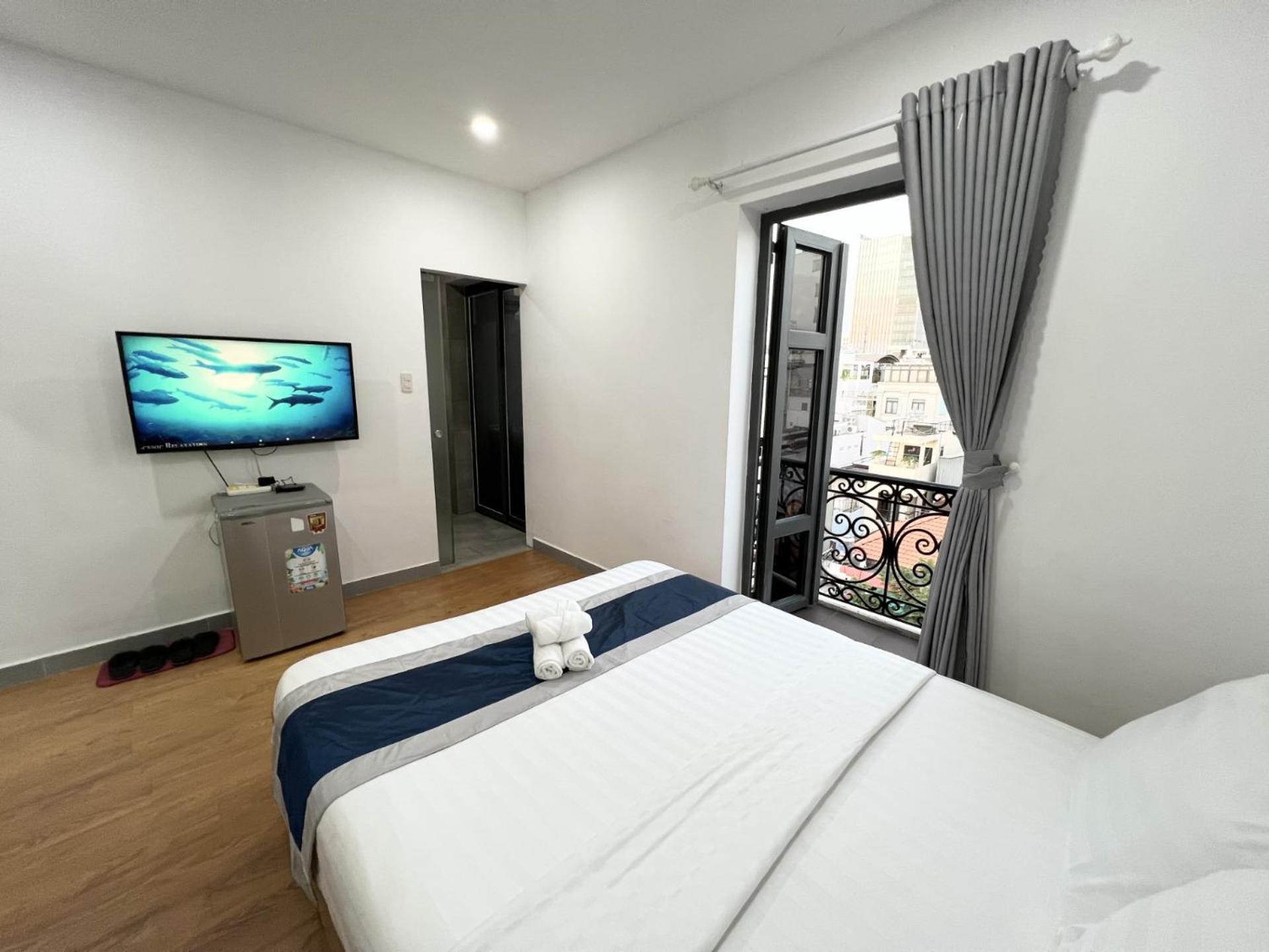 Away Minh Khai - Serviced Aparthotel *
