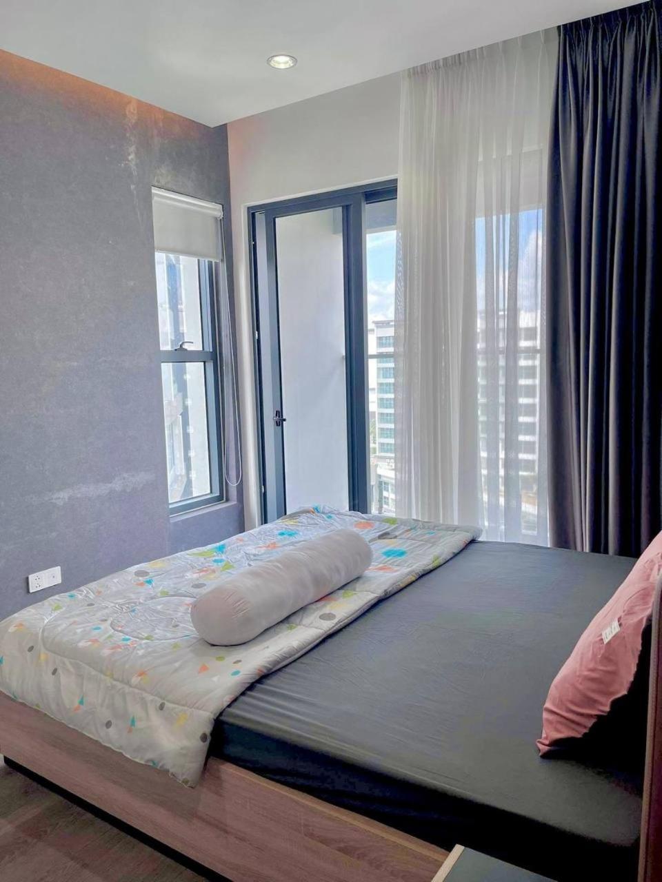 Apartment Ho 2pn2wc Full Noi That Sieu Dep Khu Diamond Alnata Celadon Tan Phu *