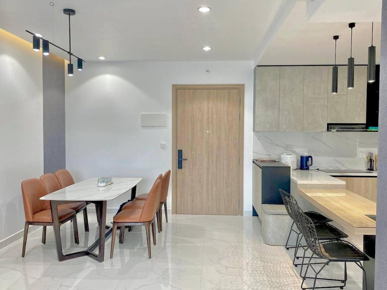 Apartment Ho 2pn2wc Full Noi That Sieu Dep Khu Diamond Alnata Celadon Tan Phu Ho Chi Minh City