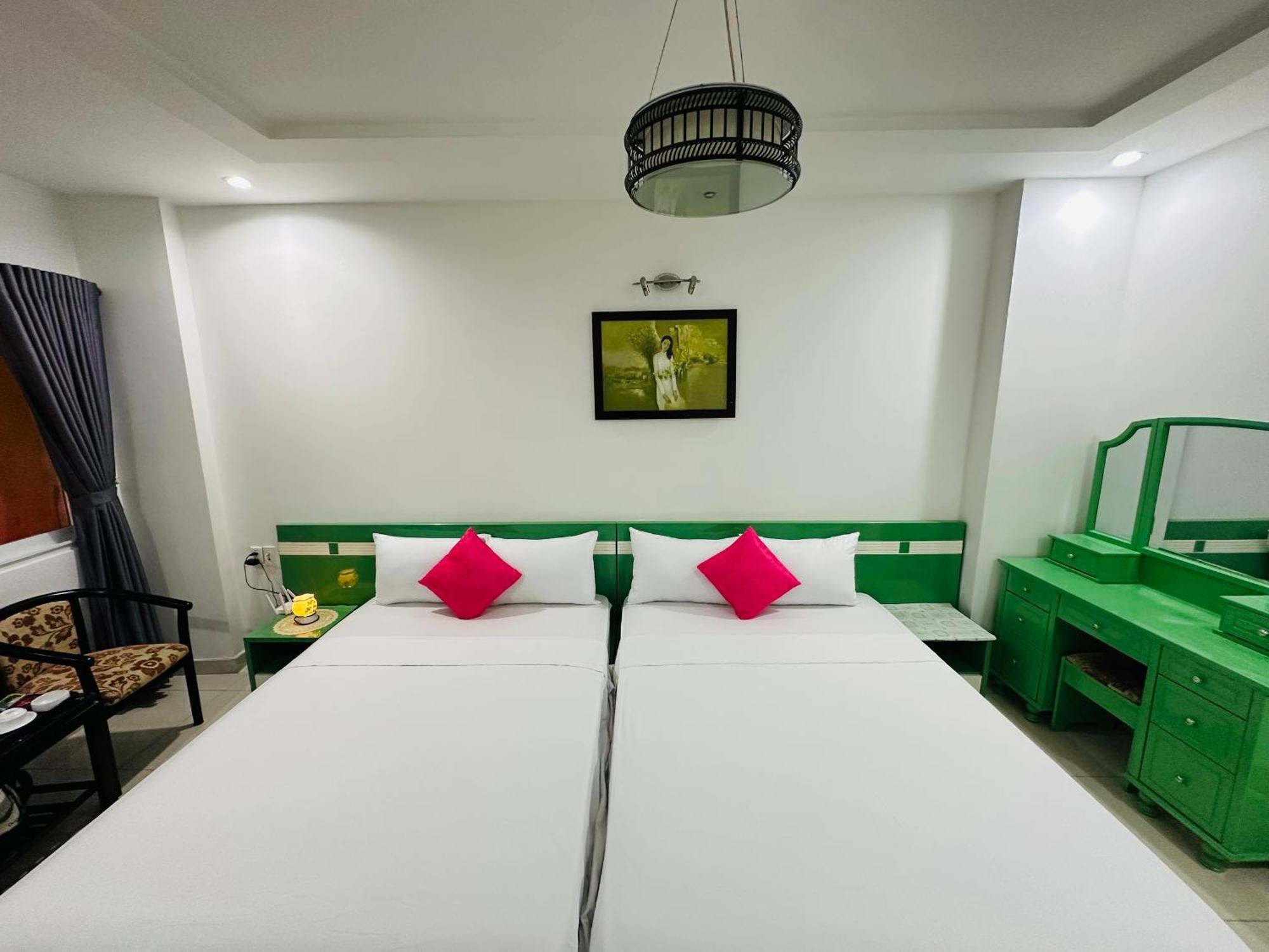 Hotel Redflower Ho Chi Minh City
