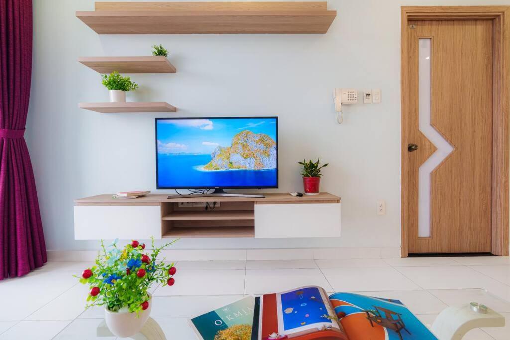 Apartment The Botanica - Near Airport - Luxury Ho Chi Minh City