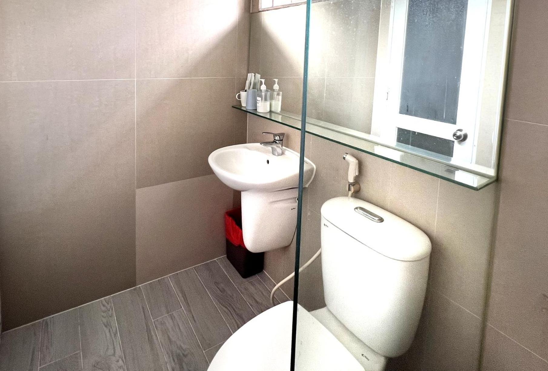 Love hotel Loove - Khách Sạn Tình Yeu