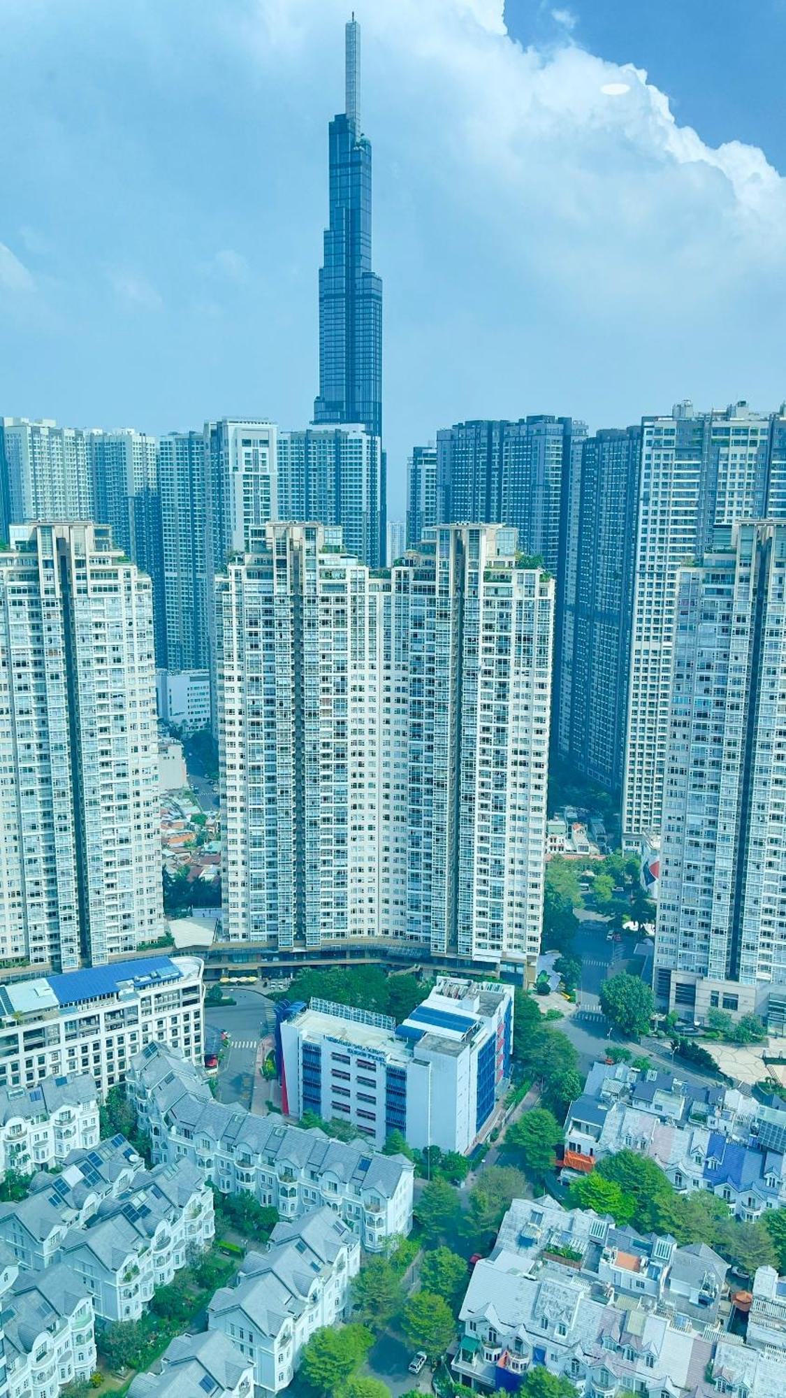 Pangsapuri Sunwah Pearl Luxury 3 Bedrooms With The Landmark 81 View And Swimming Pool Bandar Ho Chi Minh