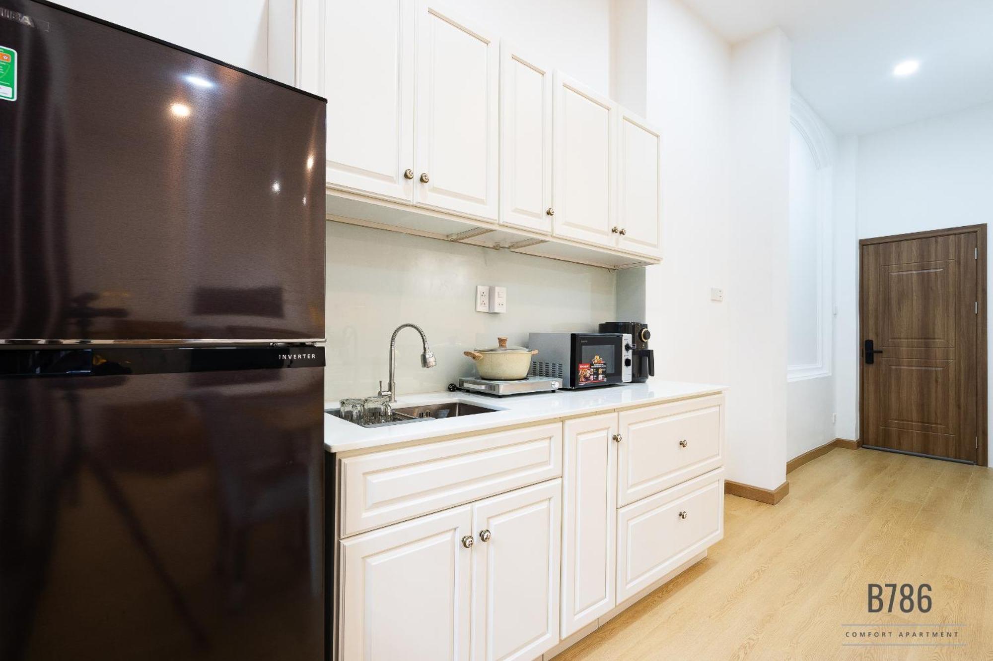 Apartment B786 Airport *