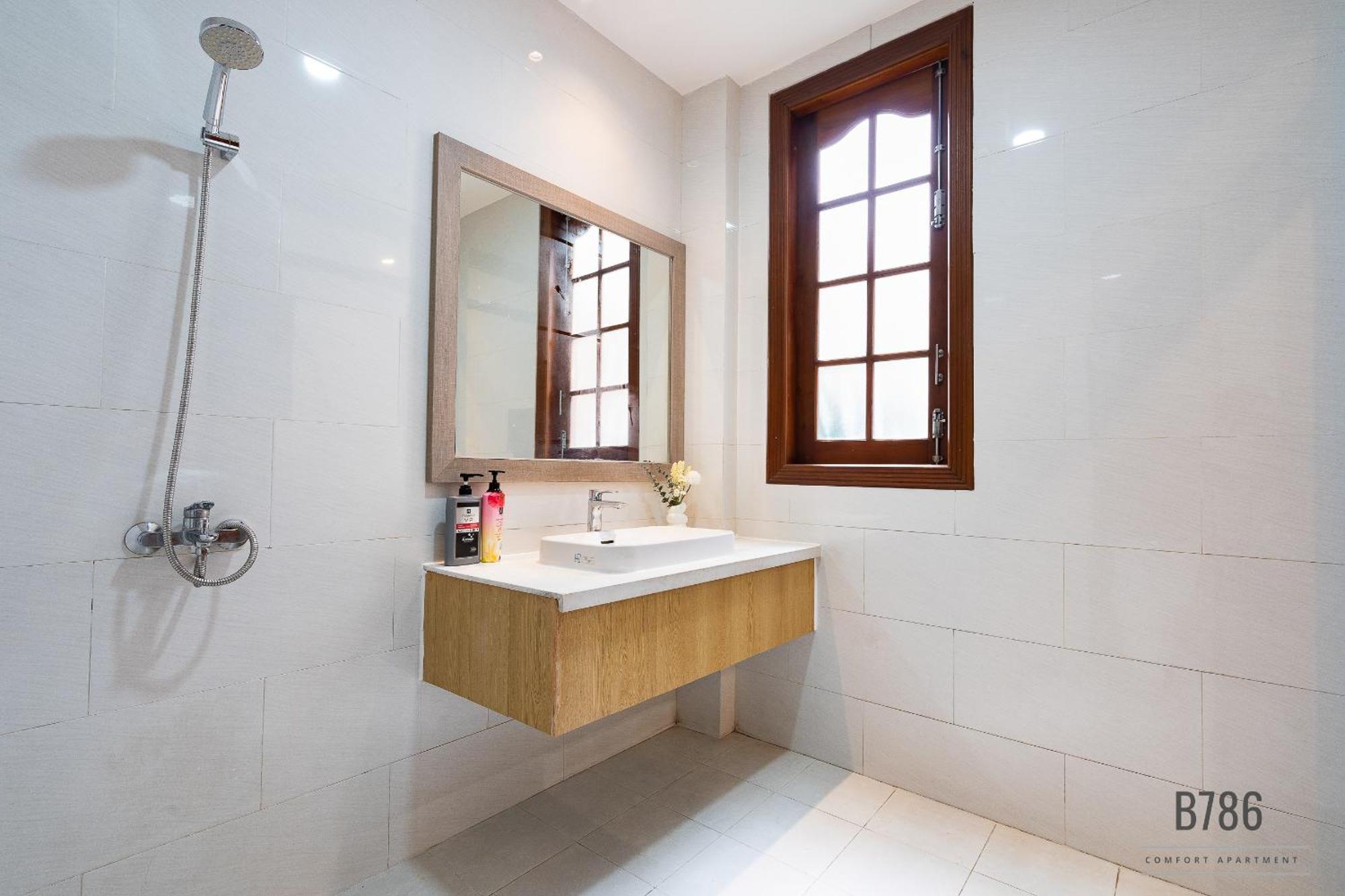 Apartment B786 Airport *
