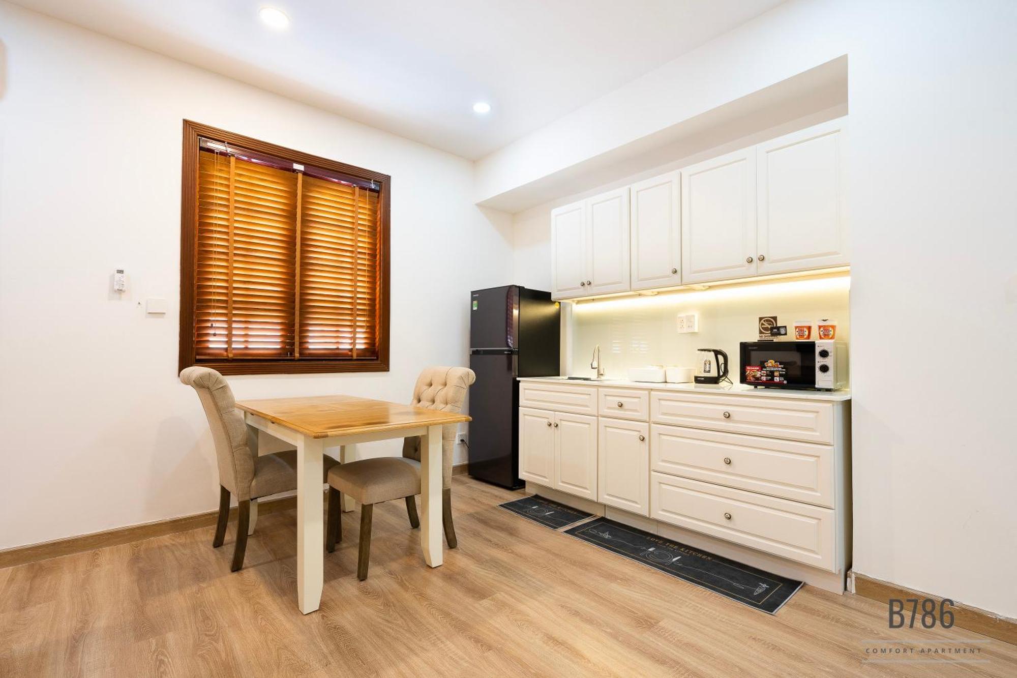 Apartment B786 Airport