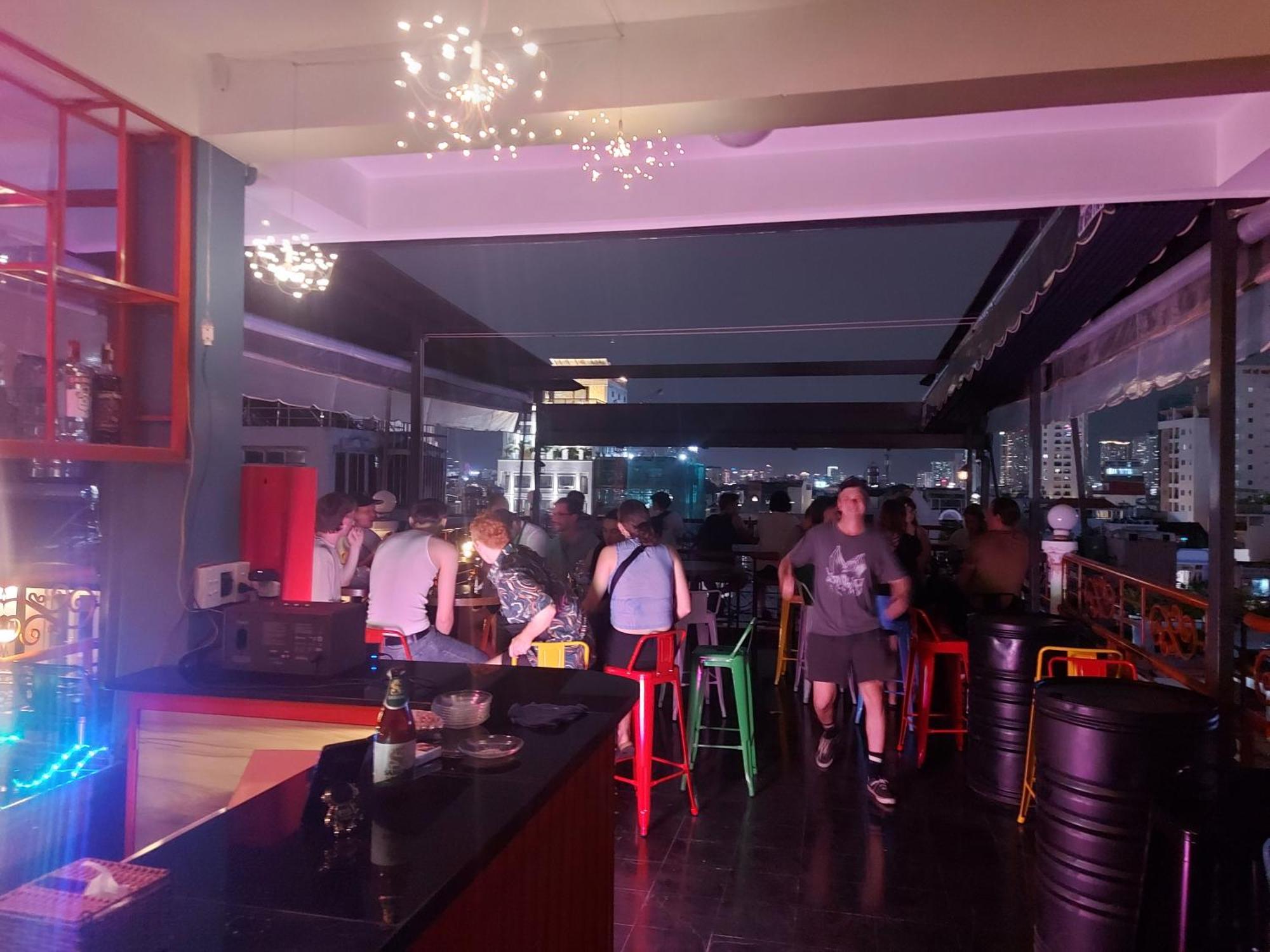 Saigon Rooftops Hostel *
