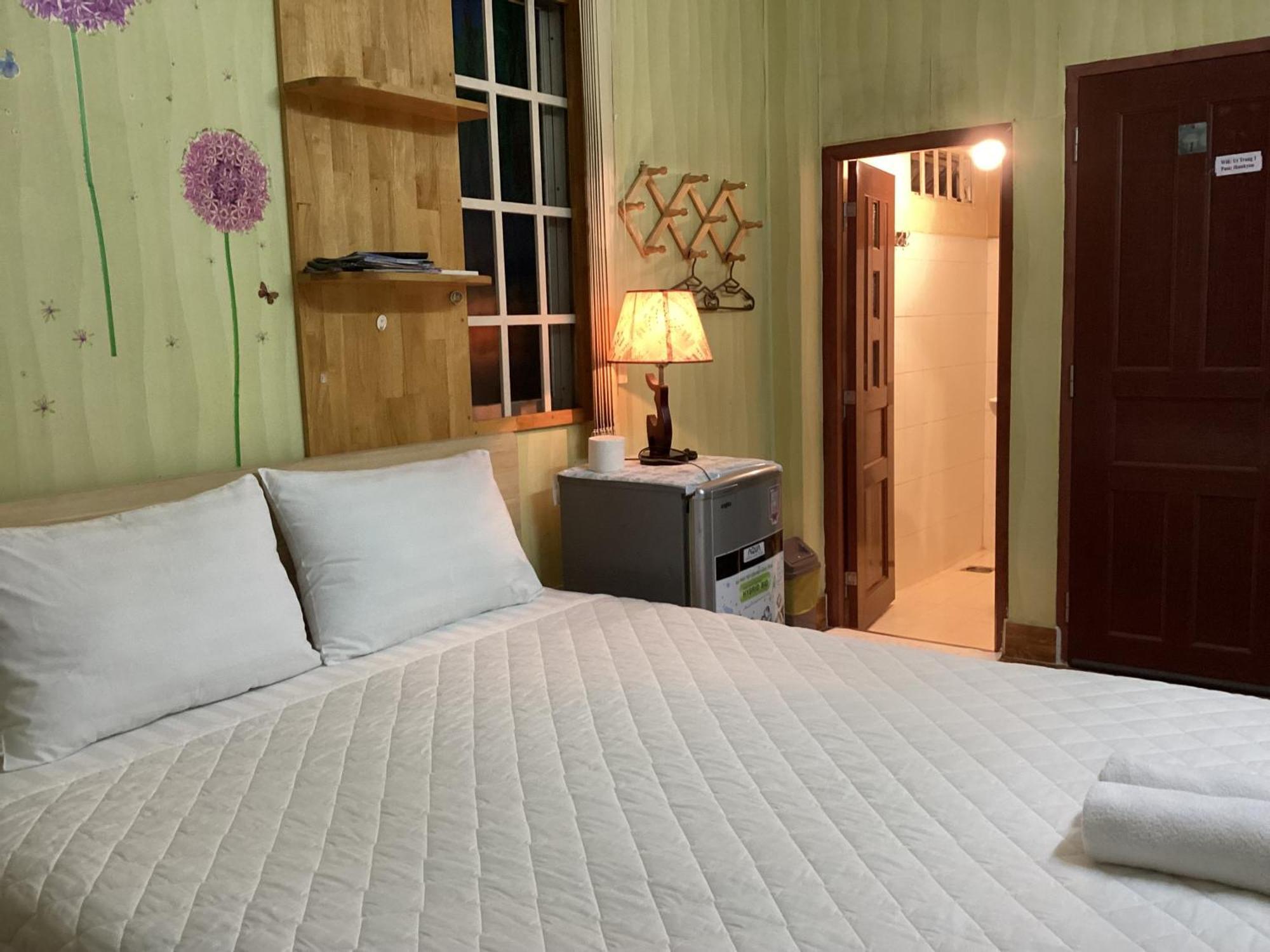 Uttrang Guest house *