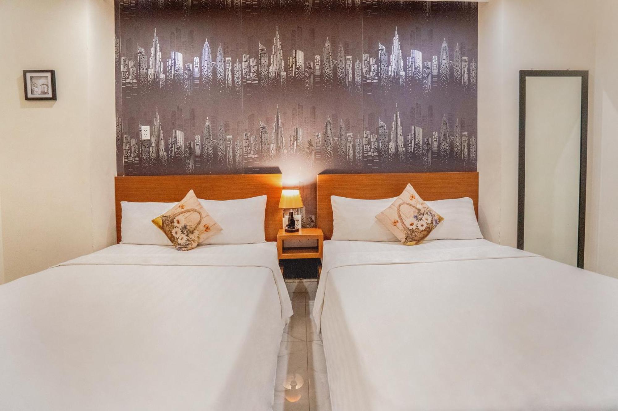 C'lavie - Saigon Airport Hotel 3*