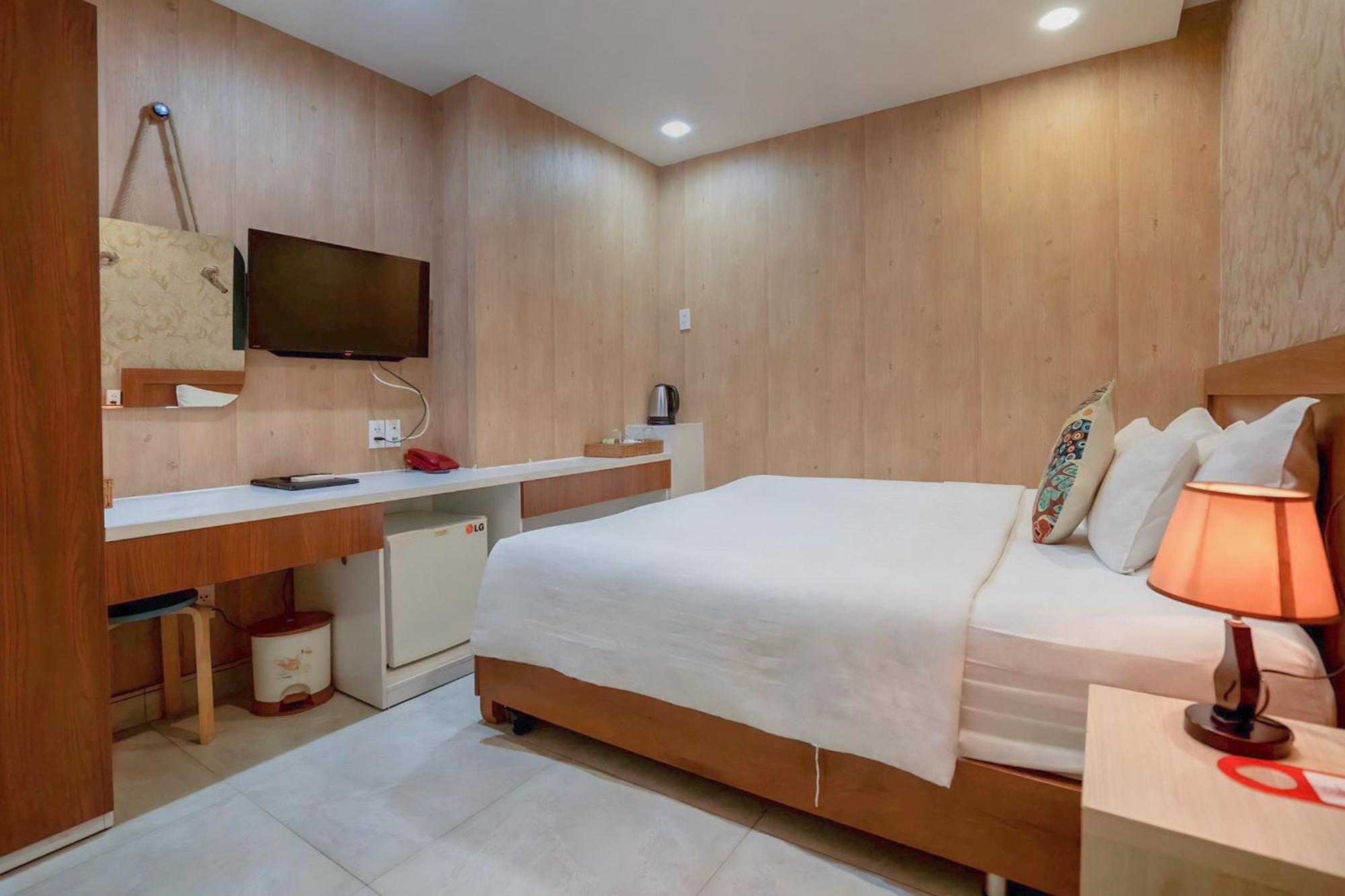 Hotel C'lavie - Saigon Airport 3*