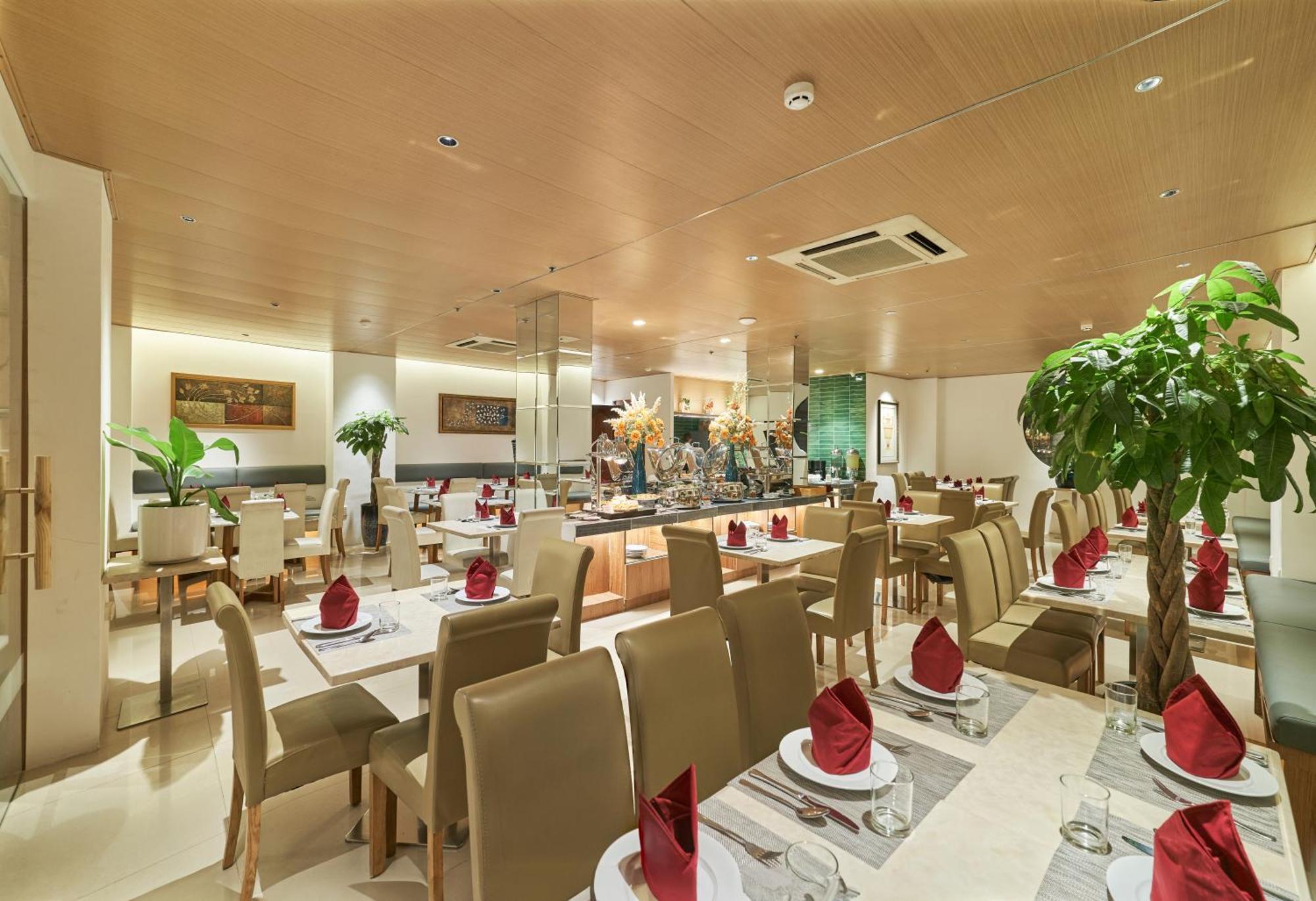 Sky Gem - Ben Thanh Hotel 4*