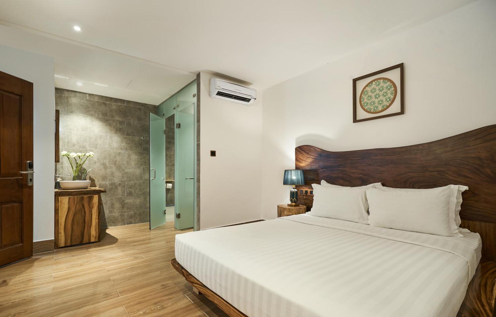 Sky Gem - Ben Thanh Hotel 4*