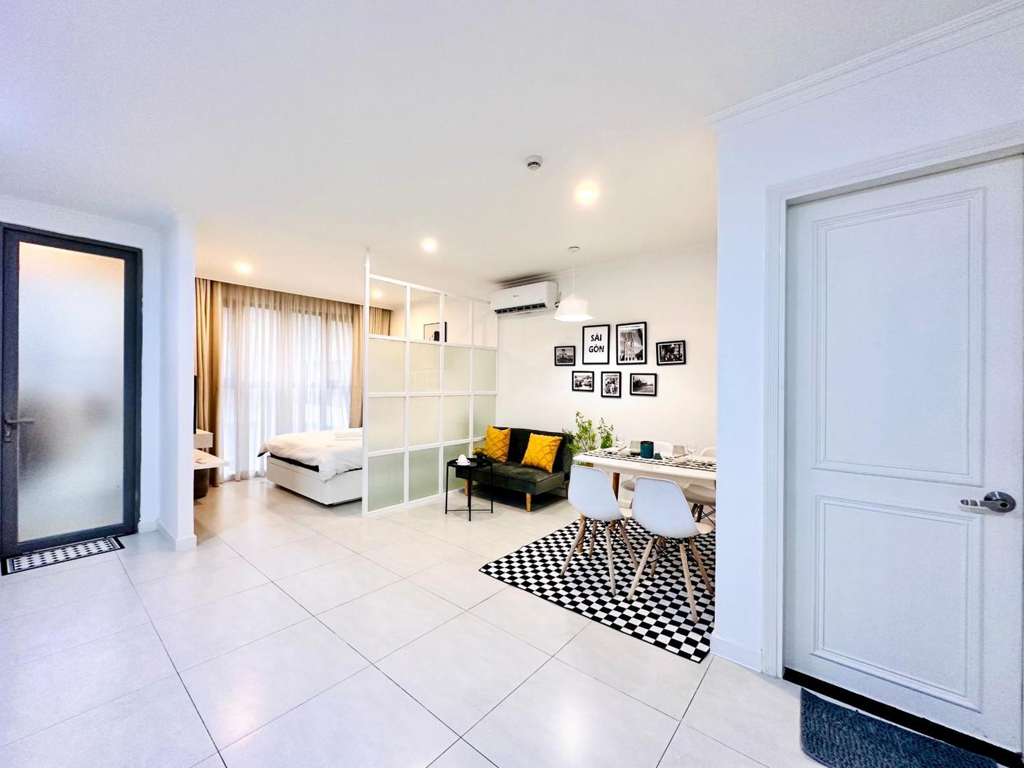 Apartment Roy City House *