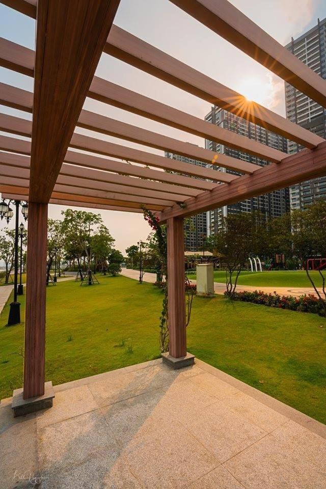 Vinhome Park At Landmark 81 Apartment *