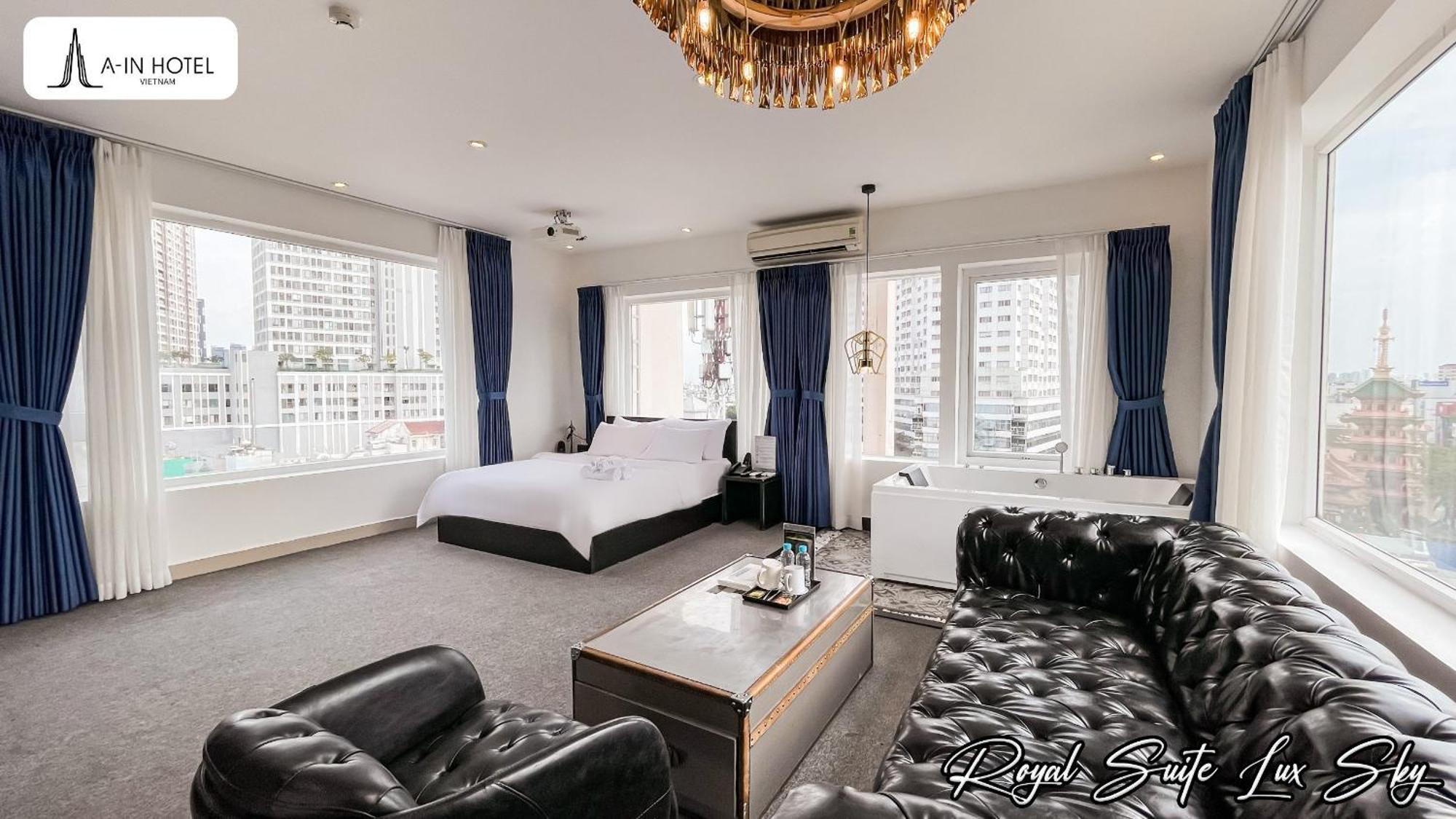 Hotel A In Riverside 2*