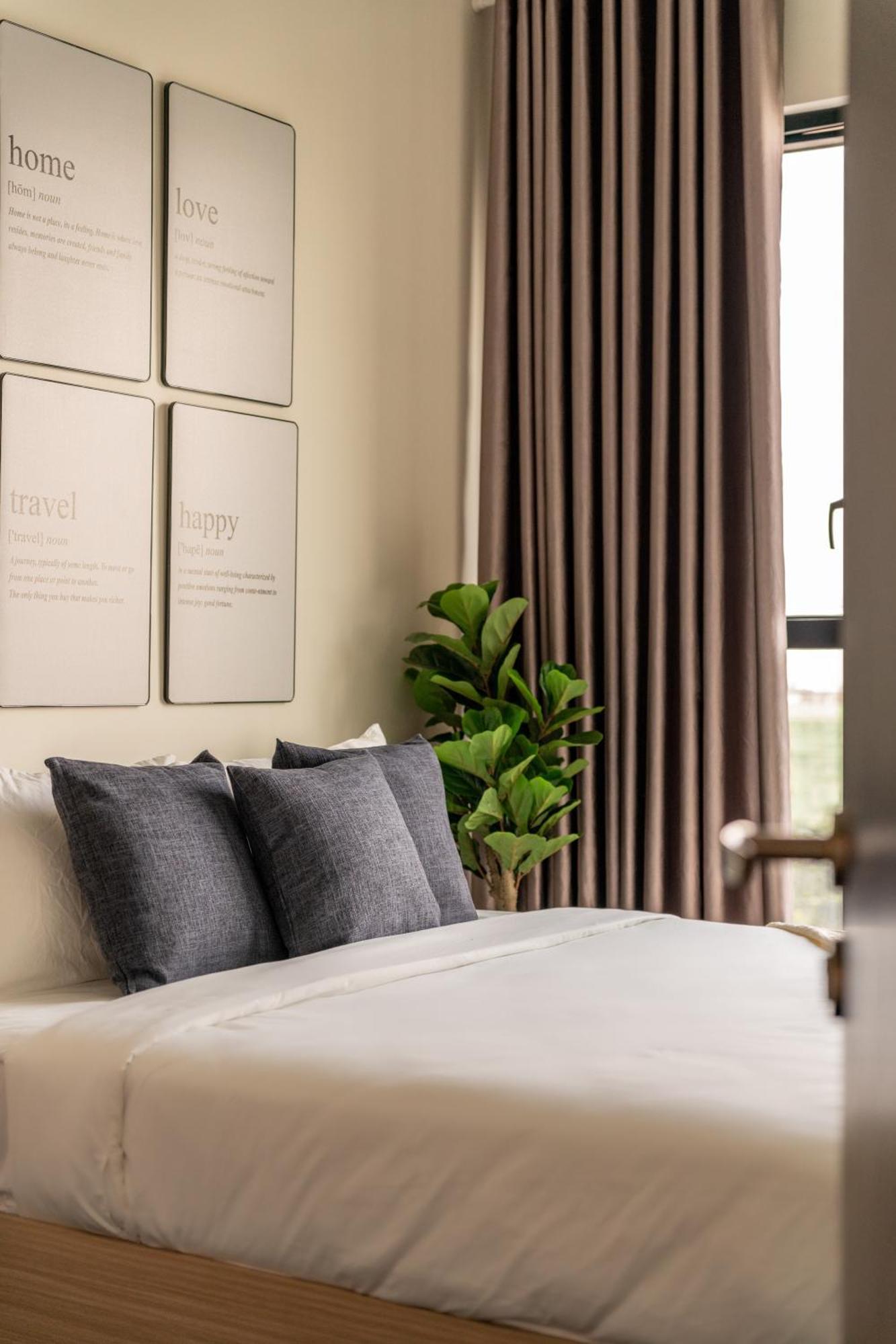 3brs-'-zenlivinspace-elite&eco- Airport-pick.up Apartment *