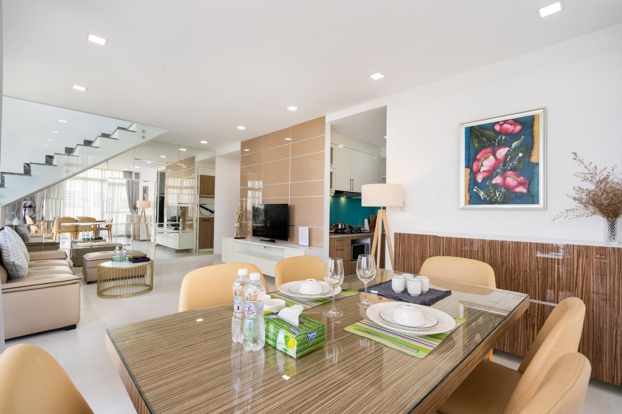 Convinia Luxury Starhill