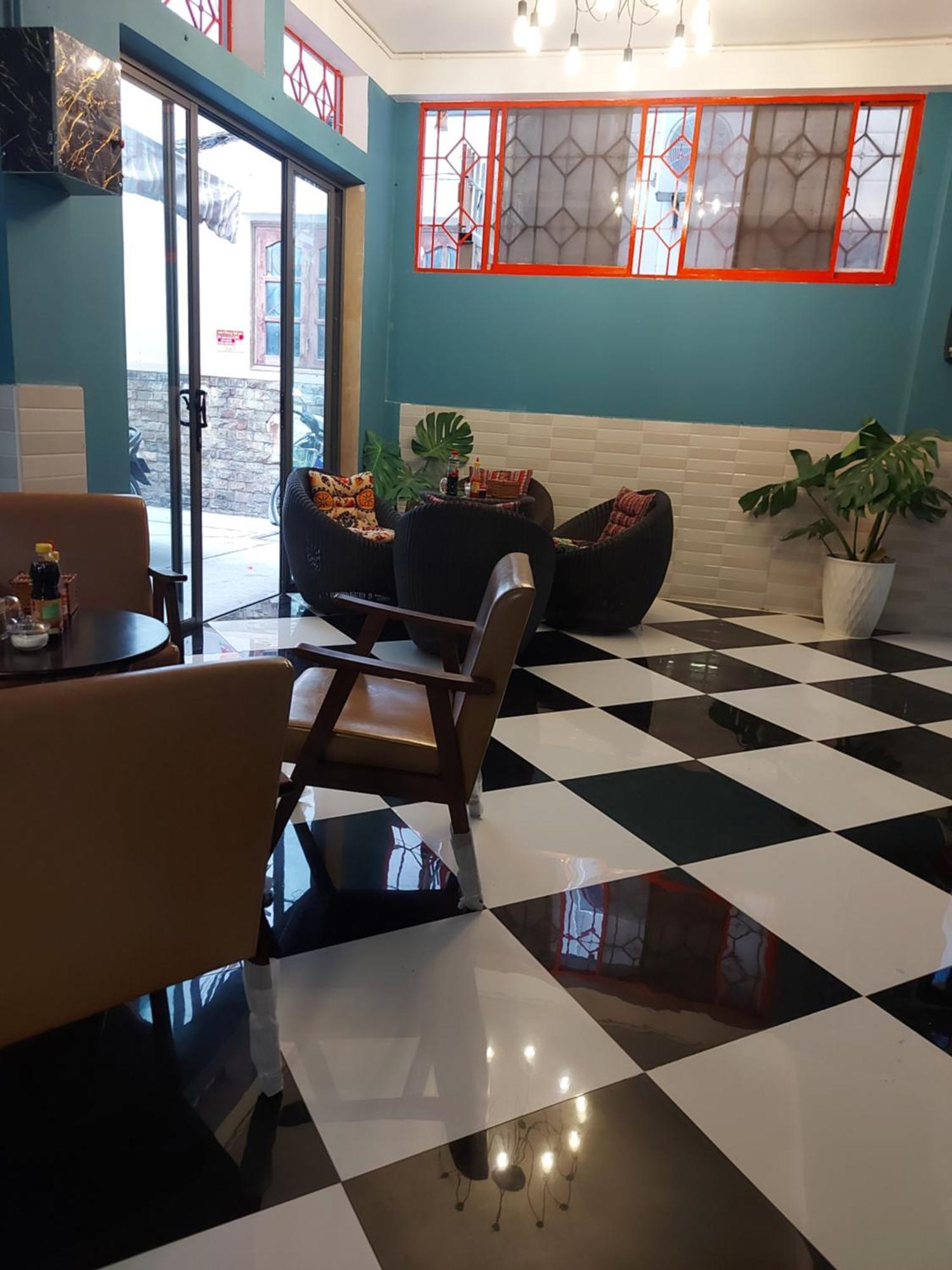 Saigon Rooftops Hostel *